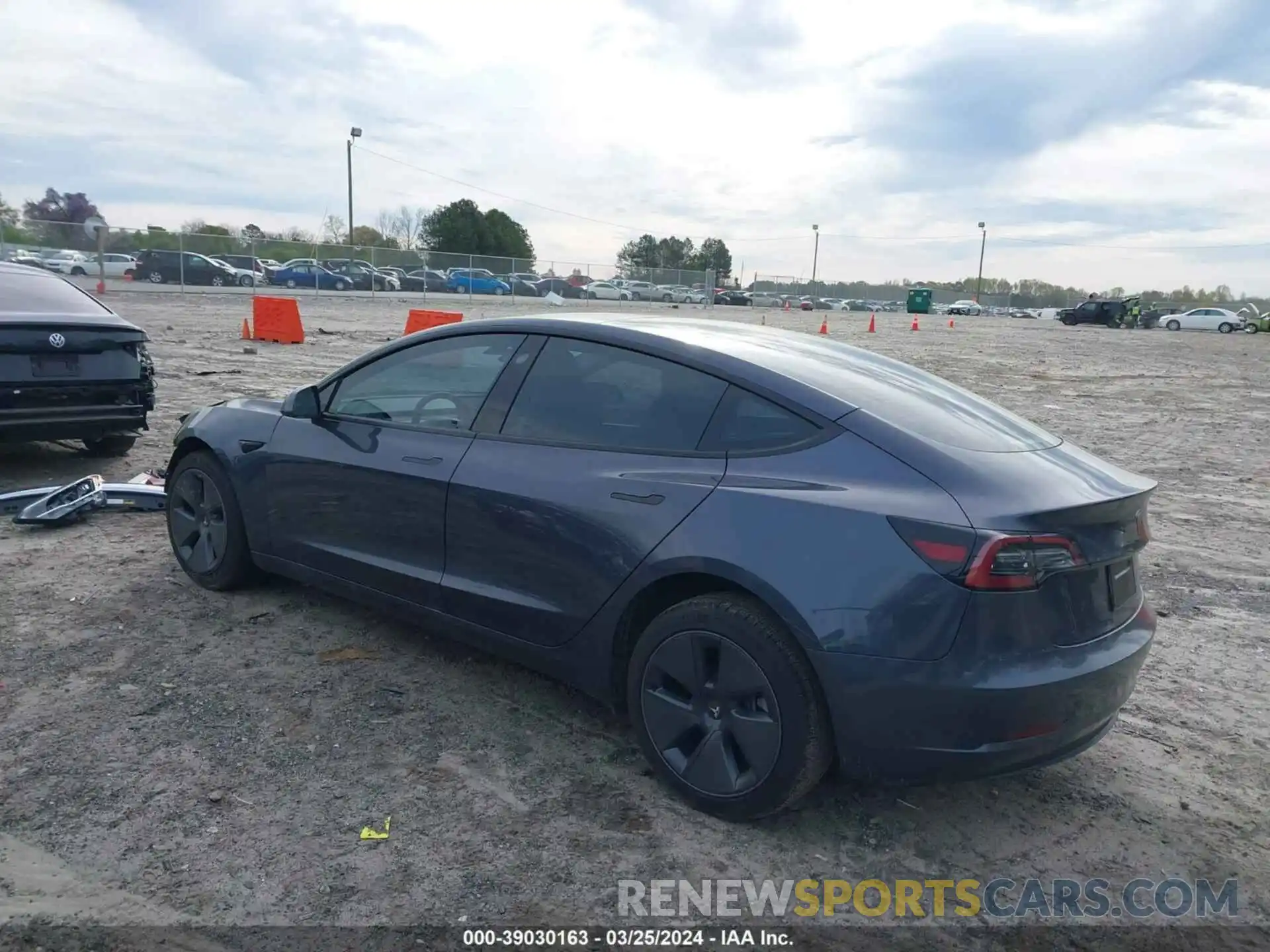 3 Photograph of a damaged car 5YJ3E1EA1PF601726 TESLA MODEL 3 2023