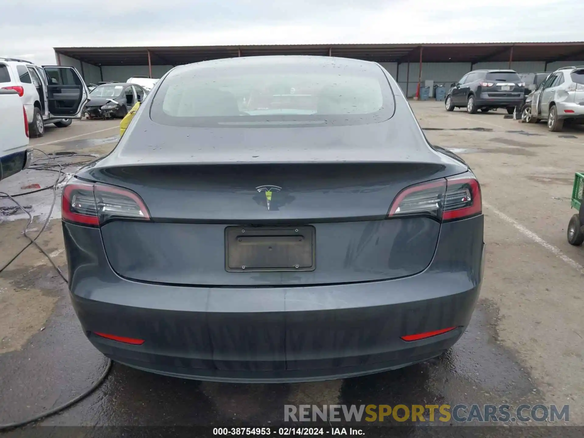 16 Photograph of a damaged car 5YJ3E1EA2PF398118 TESLA MODEL 3 2023