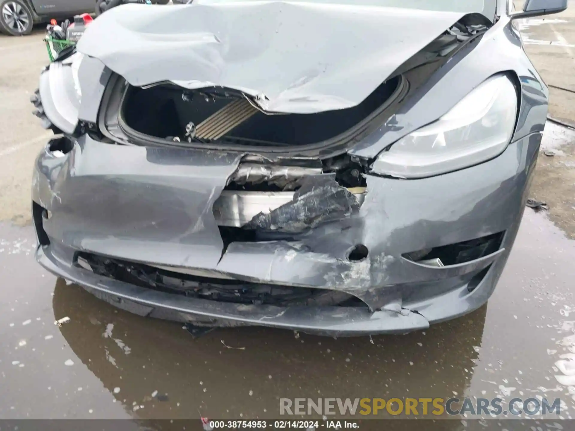 6 Photograph of a damaged car 5YJ3E1EA2PF398118 TESLA MODEL 3 2023