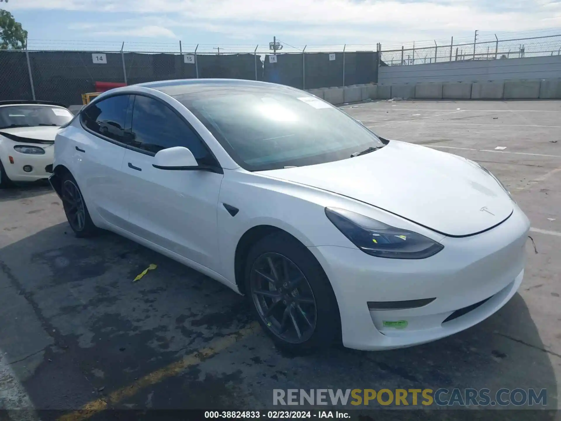 1 Photograph of a damaged car 5YJ3E1EA2PF508715 TESLA MODEL 3 2023