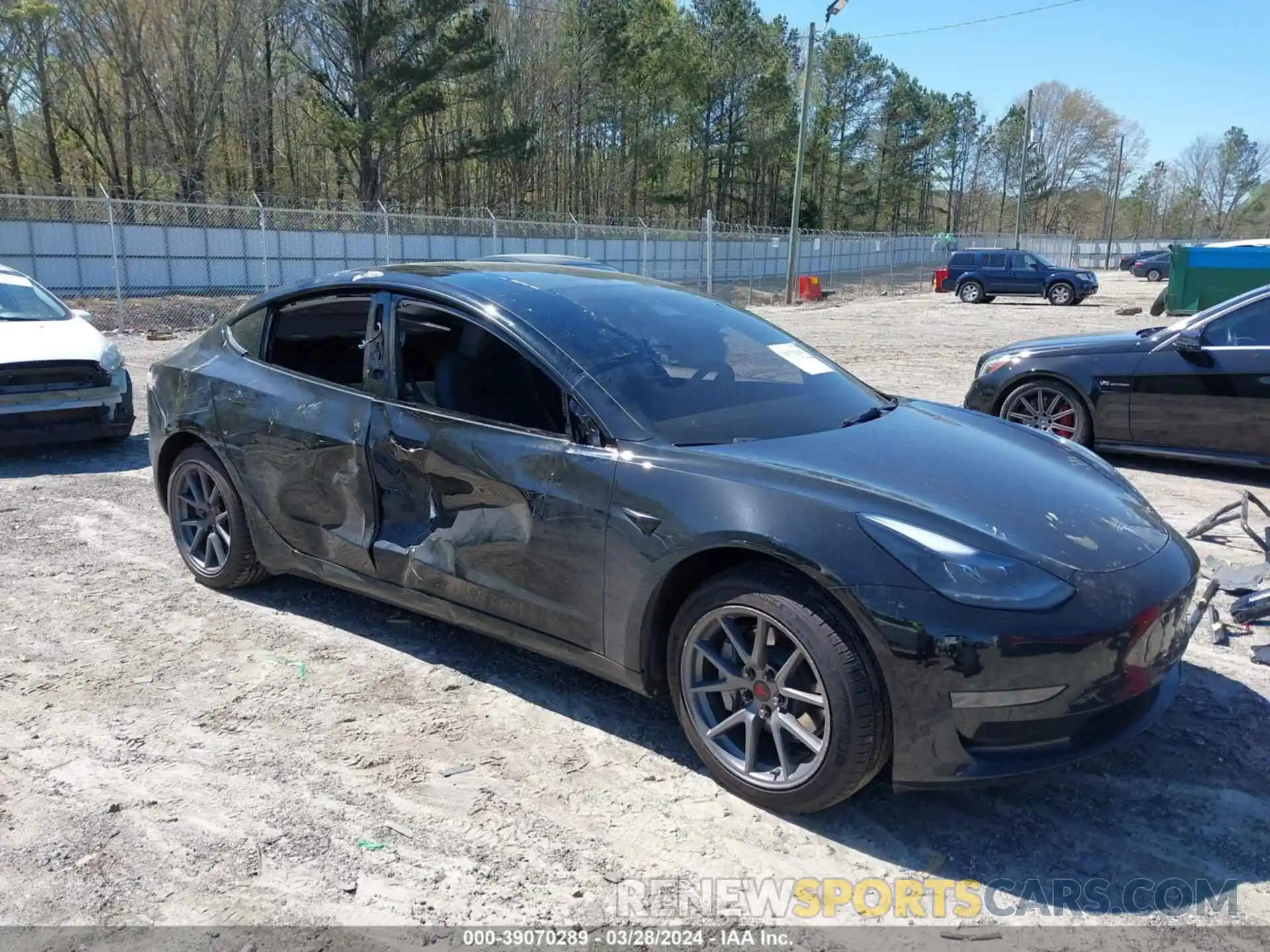 1 Photograph of a damaged car 5YJ3E1EA2PF556053 TESLA MODEL 3 2023