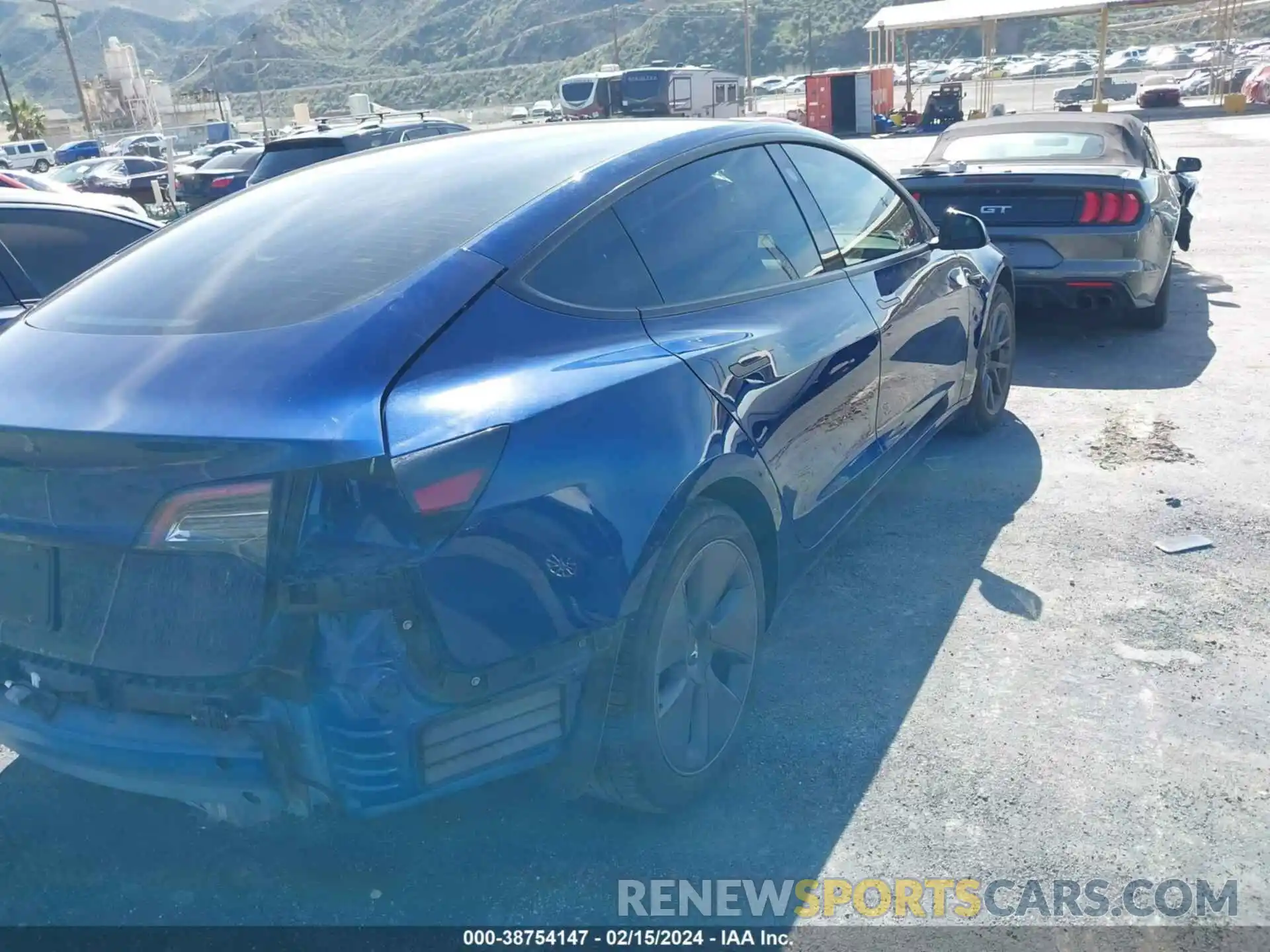 4 Photograph of a damaged car 5YJ3E1EA2PF640051 TESLA MODEL 3 2023