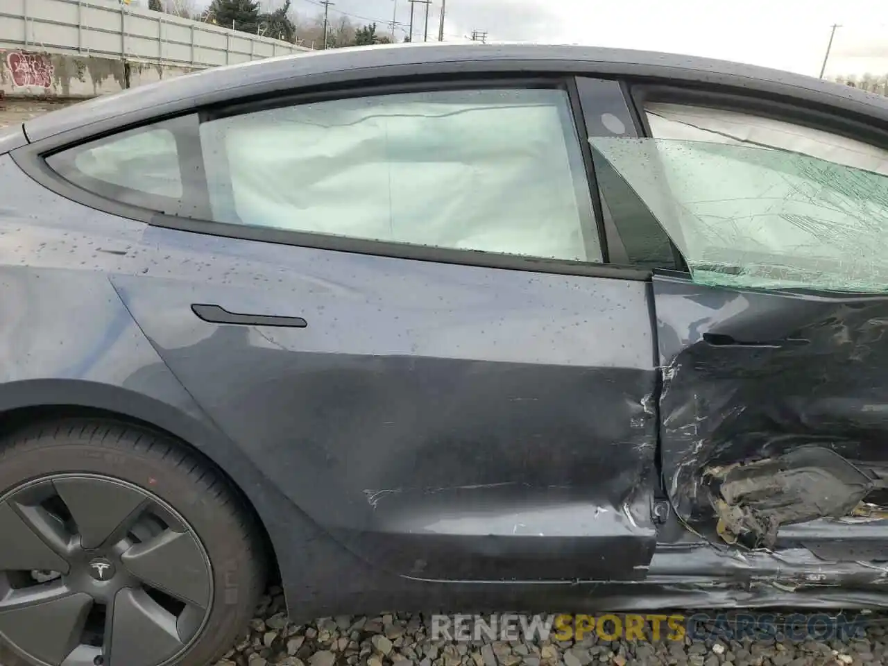 10 Photograph of a damaged car 5YJ3E1EA2PF640664 TESLA MODEL 3 2023