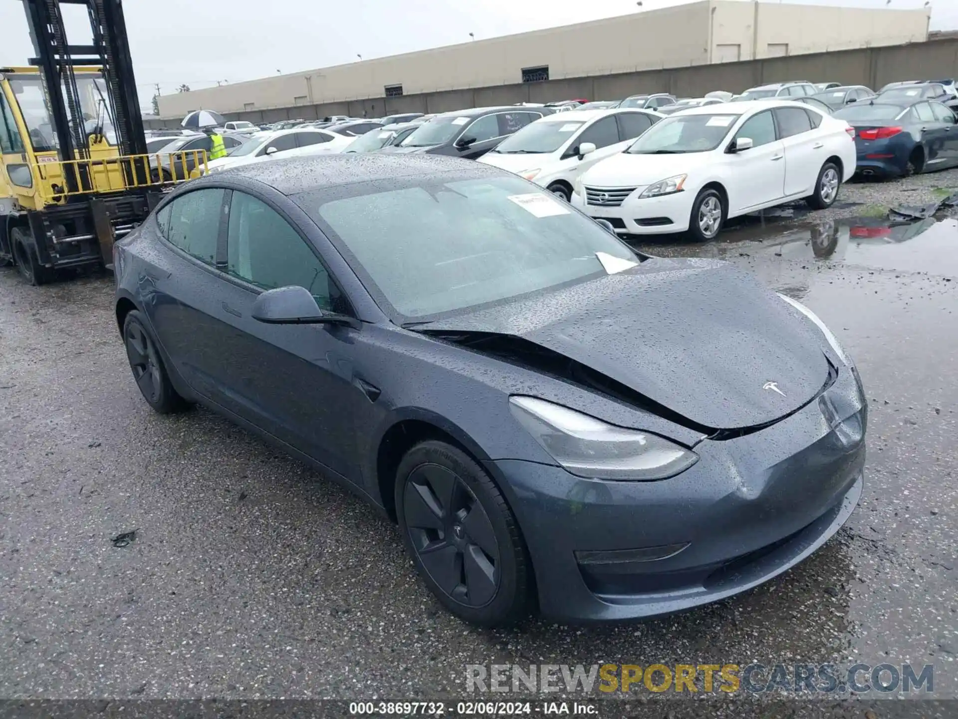 1 Photograph of a damaged car 5YJ3E1EA2PF690898 TESLA MODEL 3 2023