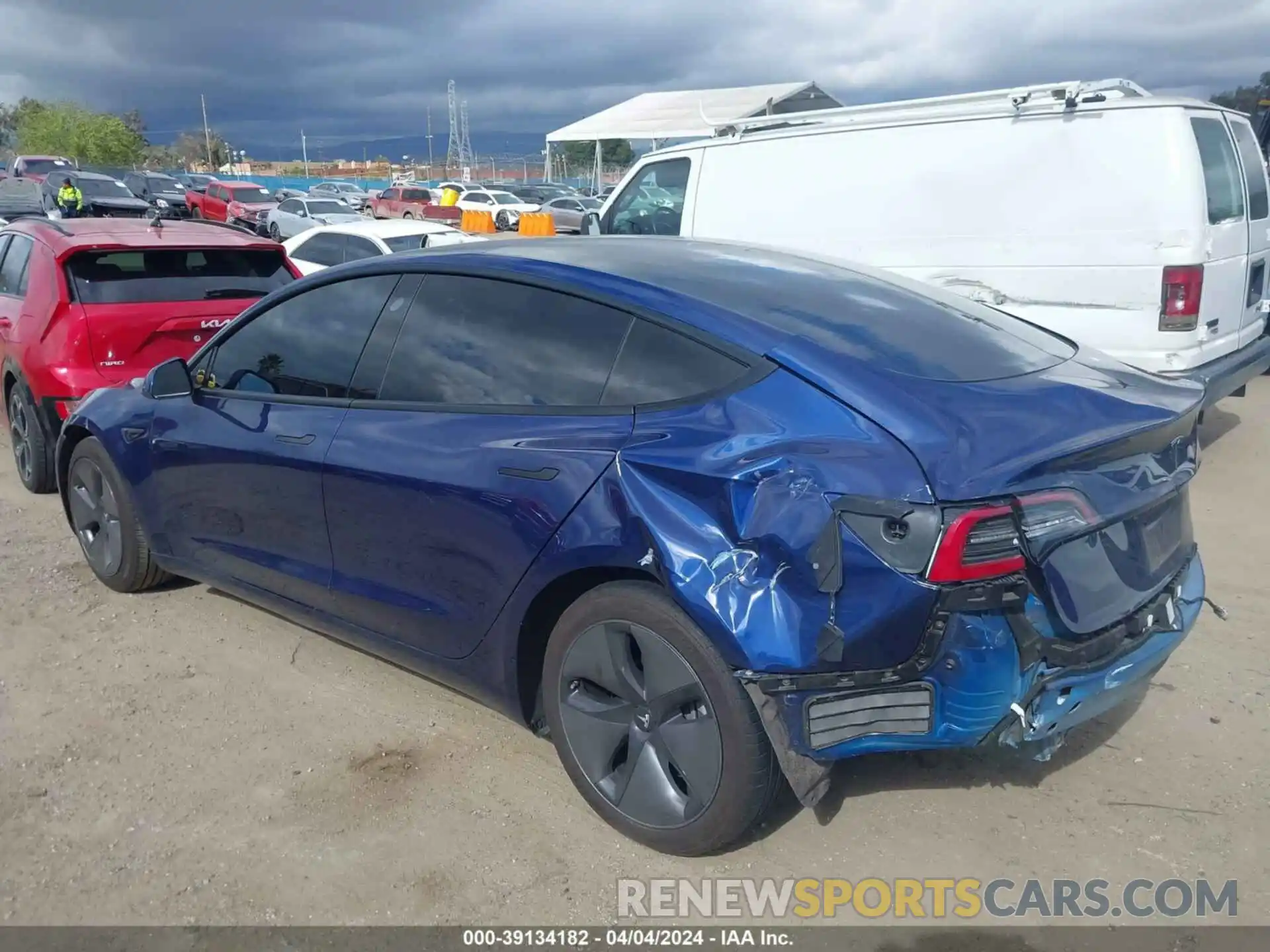 3 Photograph of a damaged car 5YJ3E1EA3PF420790 TESLA MODEL 3 2023