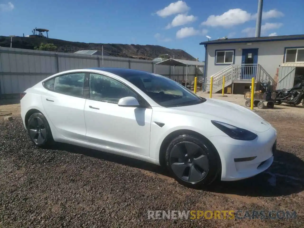 4 Фотография поврежденного автомобиля 5YJ3E1EA3PF428355 TESLA MODEL 3 2023