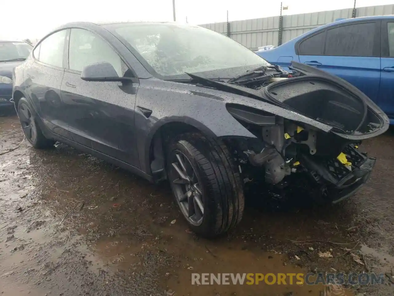 4 Photograph of a damaged car 5YJ3E1EA3PF711984 TESLA MODEL 3 2023