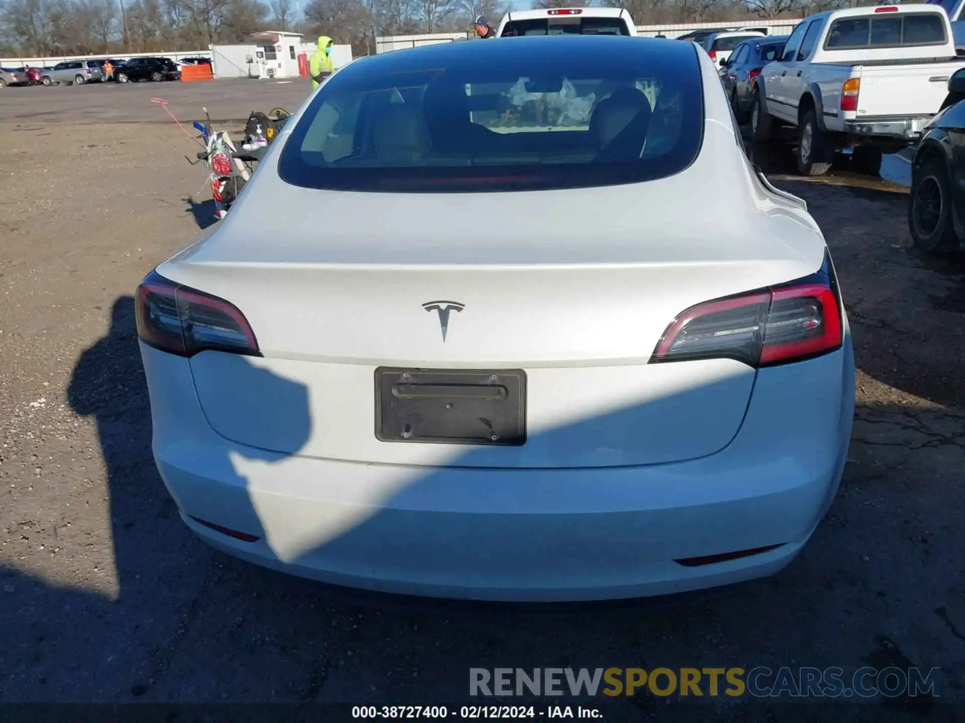 16 Photograph of a damaged car 5YJ3E1EA4PF490220 TESLA MODEL 3 2023