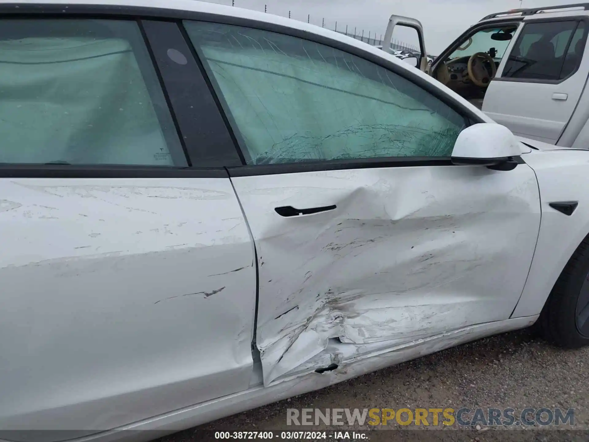 21 Photograph of a damaged car 5YJ3E1EA4PF490220 TESLA MODEL 3 2023