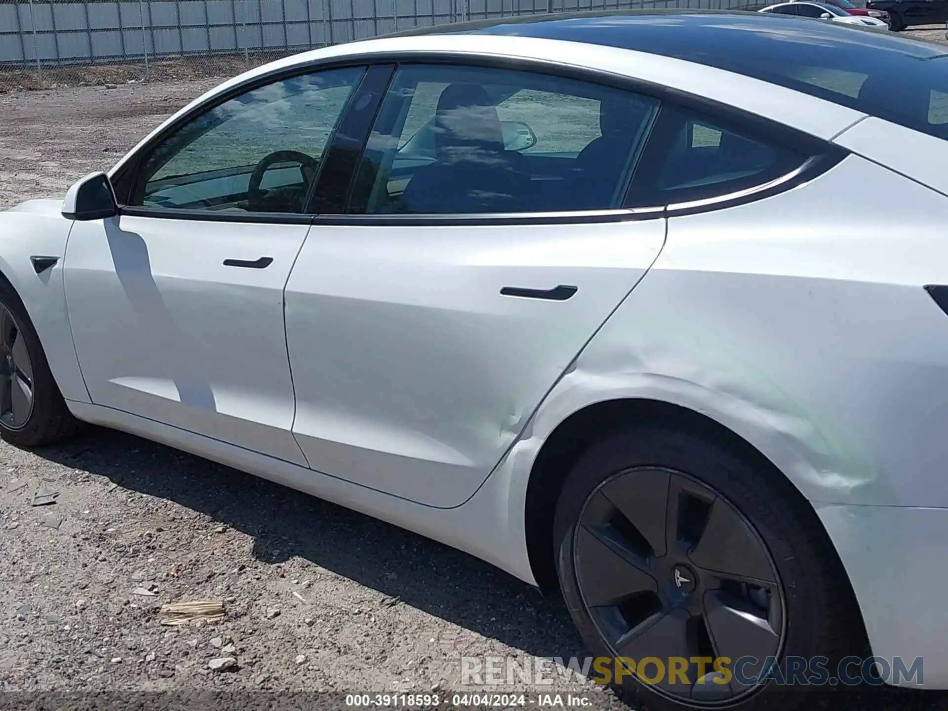 18 Photograph of a damaged car 5YJ3E1EA4PF599602 TESLA MODEL 3 2023