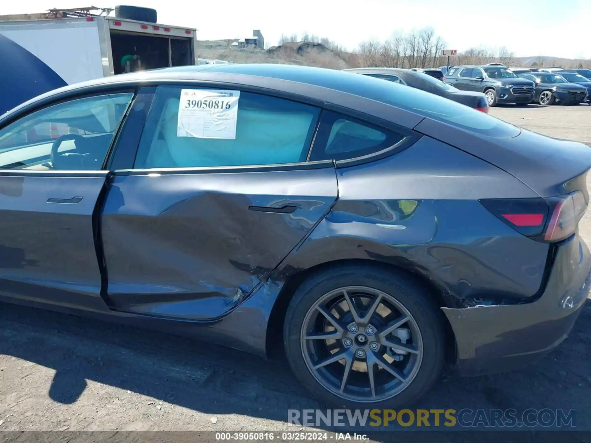 6 Photograph of a damaged car 5YJ3E1EA4PF698596 TESLA MODEL 3 2023