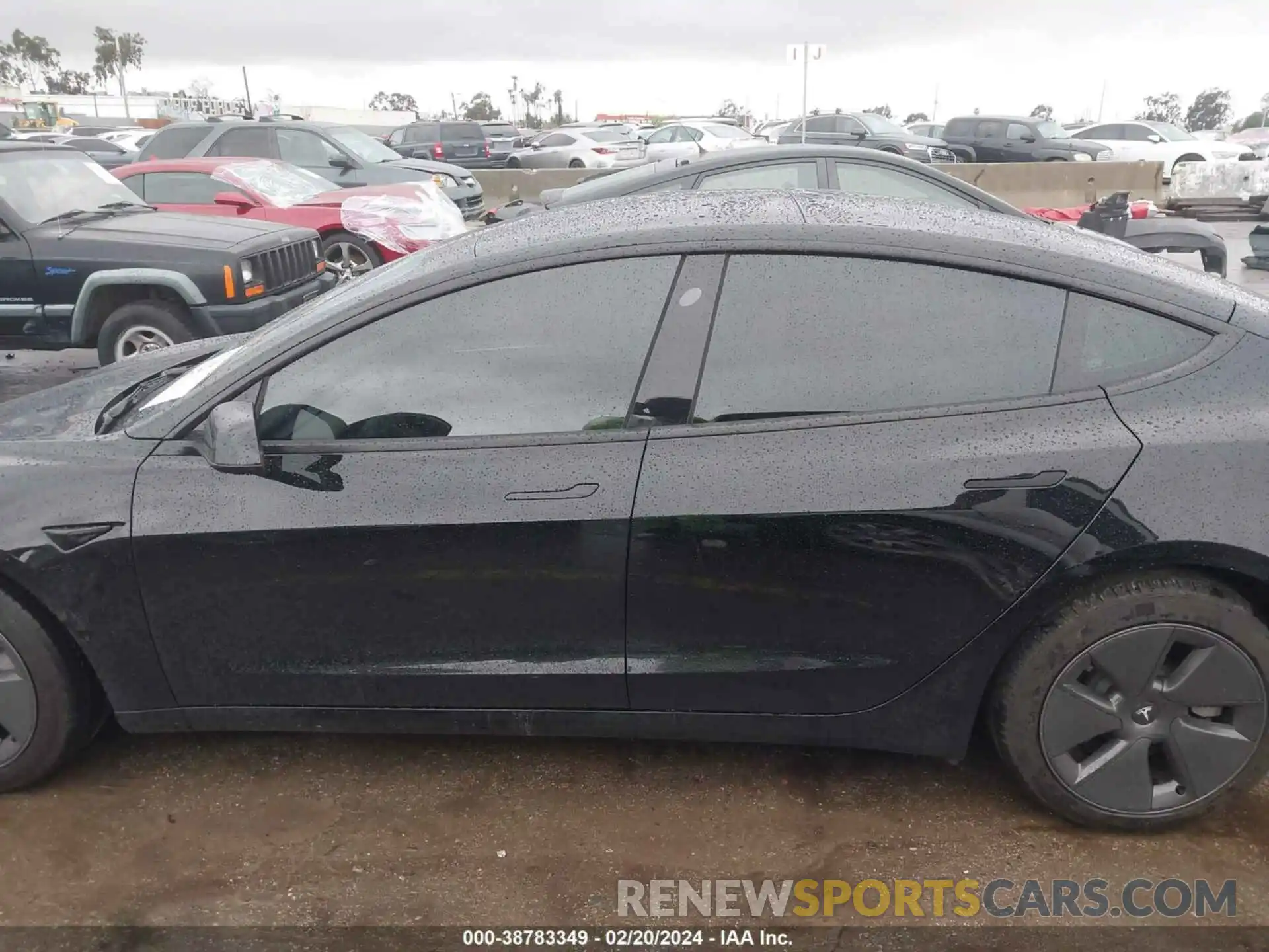 14 Photograph of a damaged car 5YJ3E1EA5PF465665 TESLA MODEL 3 2023