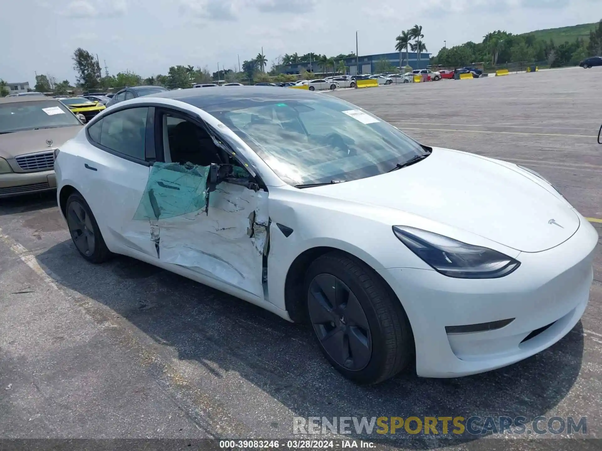 1 Photograph of a damaged car 5YJ3E1EA5PF505694 TESLA MODEL 3 2023