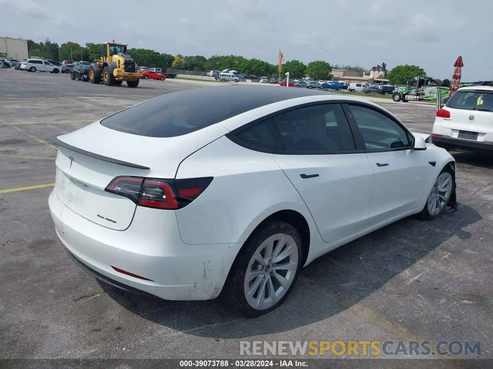 4 Photograph of a damaged car 5YJ3E1EA5PF510541 TESLA MODEL 3 2023