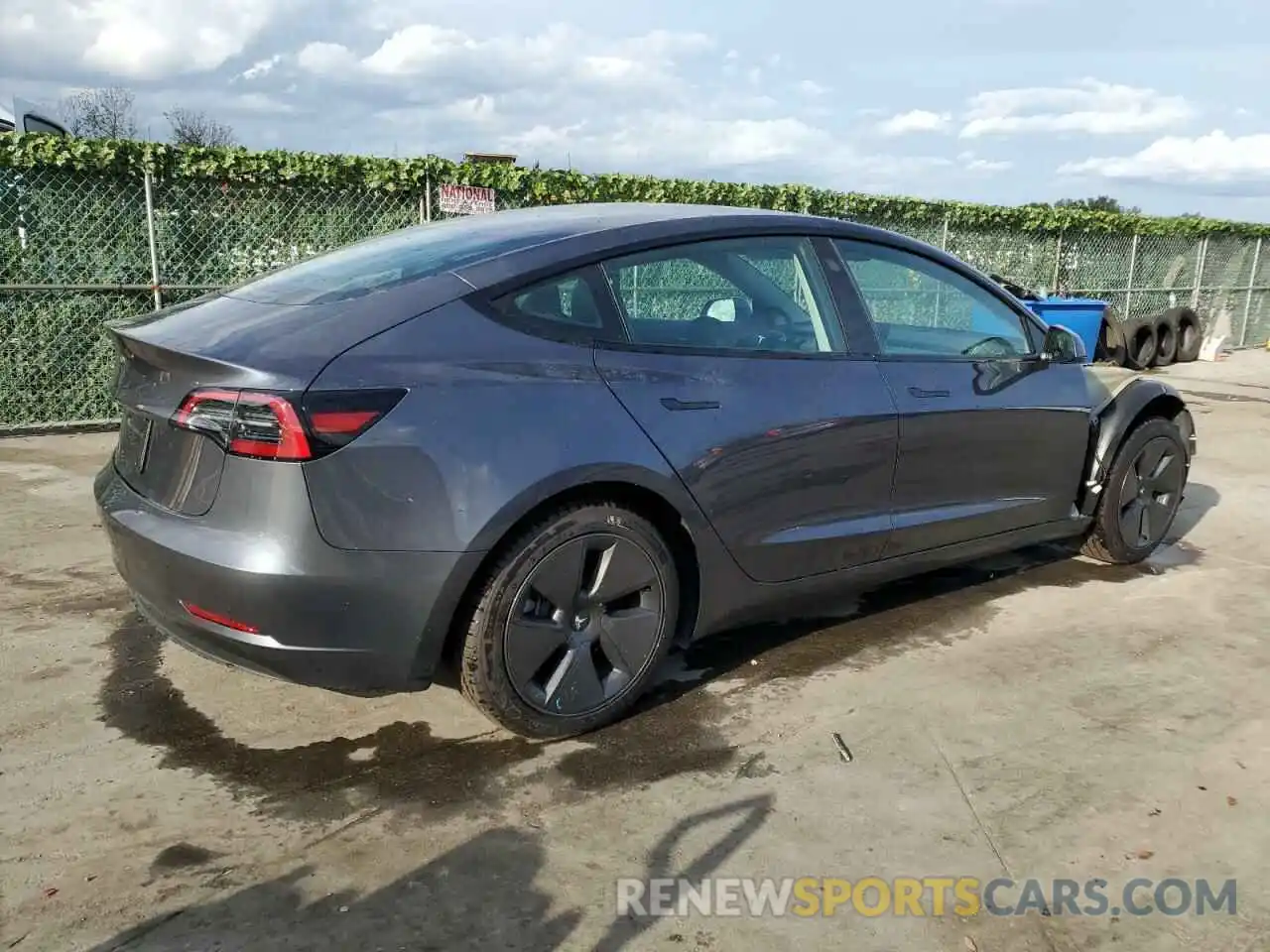 3 Фотография поврежденного автомобиля 5YJ3E1EA5PF600143 TESLA MODEL 3 2023