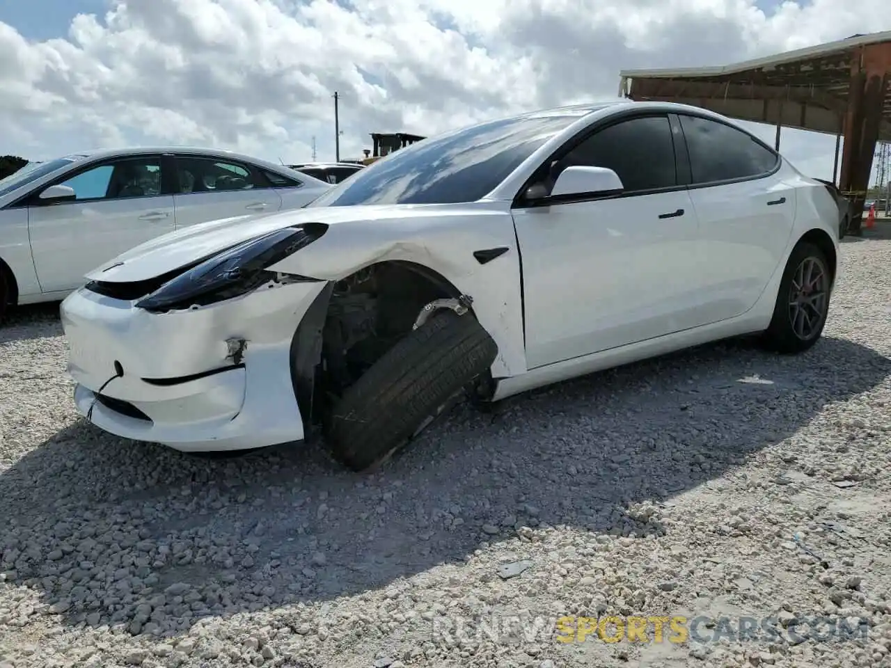 1 Photograph of a damaged car 5YJ3E1EA5PF601003 TESLA MODEL 3 2023