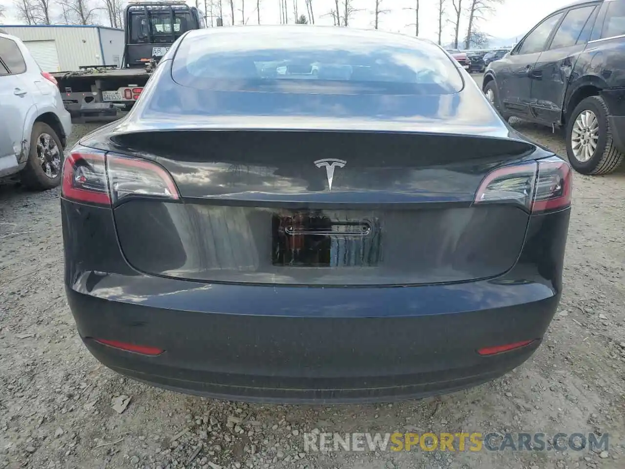 6 Photograph of a damaged car 5YJ3E1EA5PF669883 TESLA MODEL 3 2023