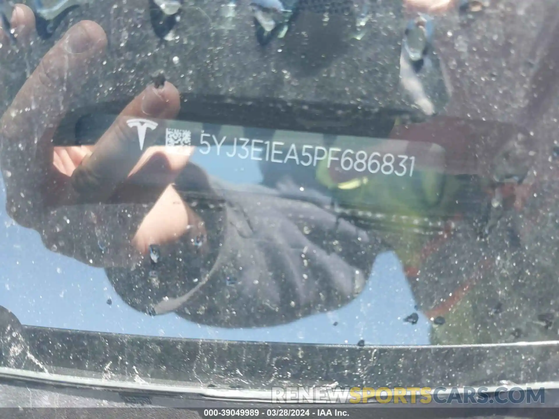 9 Photograph of a damaged car 5YJ3E1EA5PF686831 TESLA MODEL 3 2023