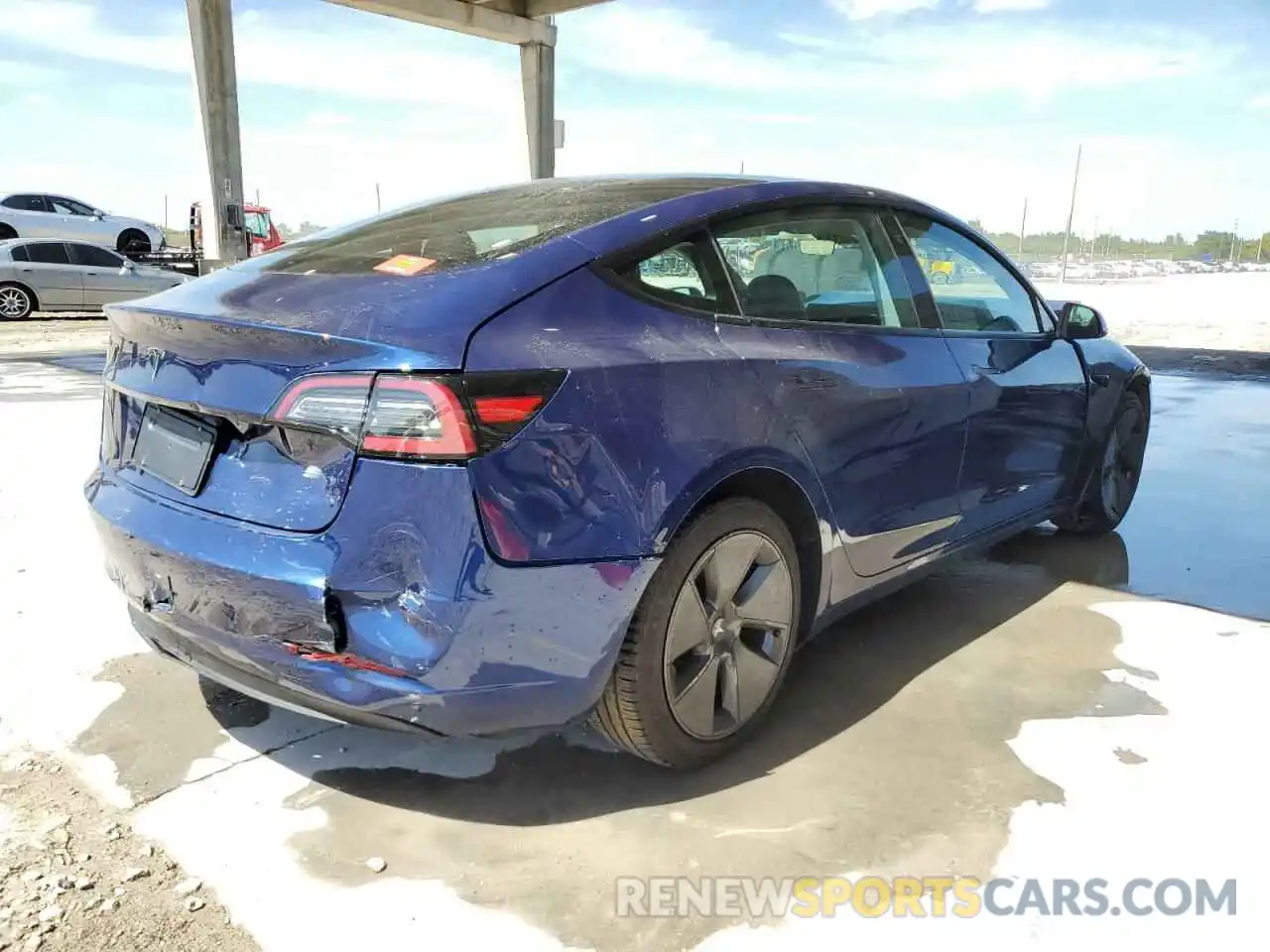 3 Photograph of a damaged car 5YJ3E1EA6PF385873 TESLA MODEL 3 2023