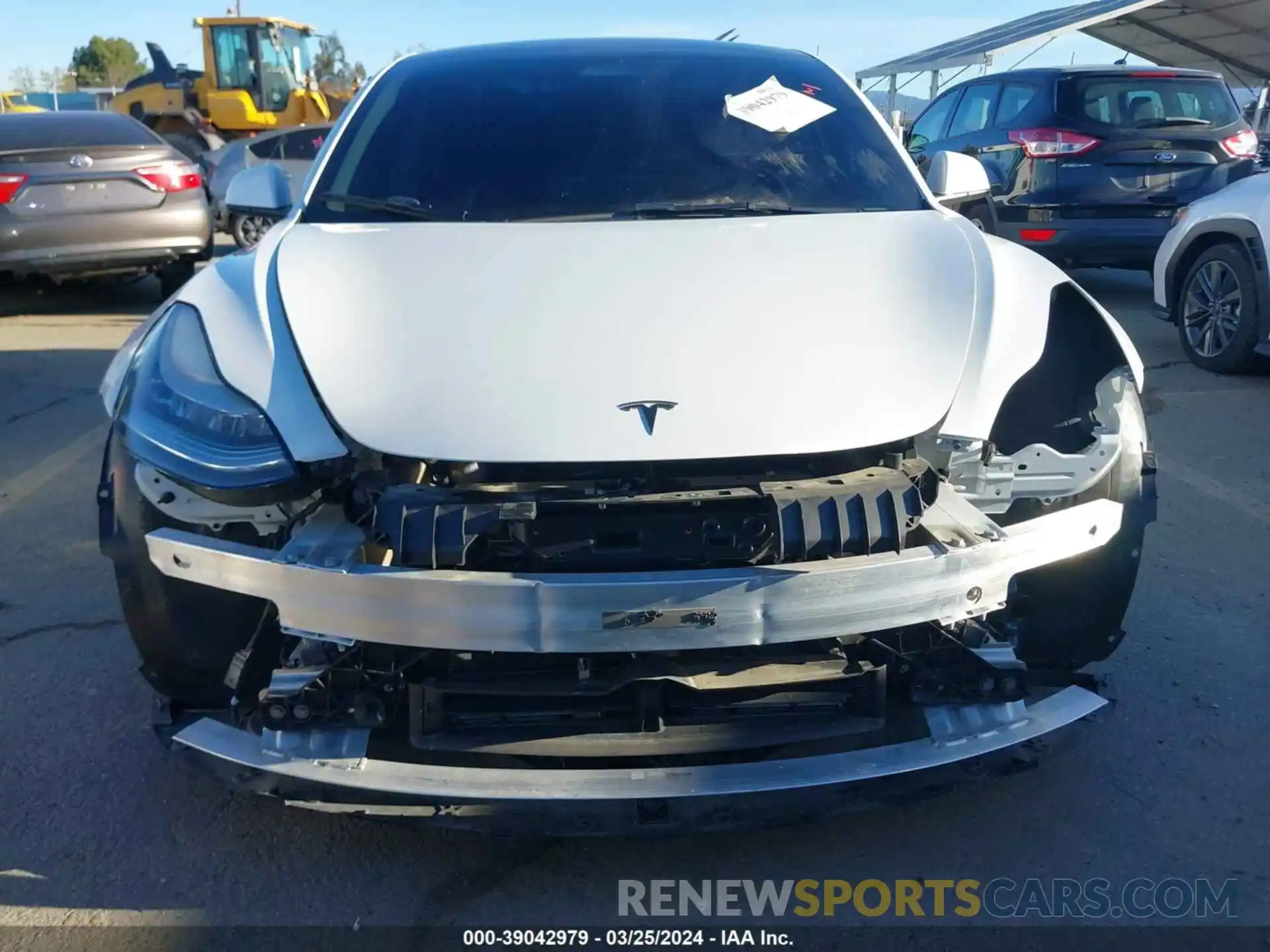 6 Photograph of a damaged car 5YJ3E1EA6PF401912 TESLA MODEL 3 2023