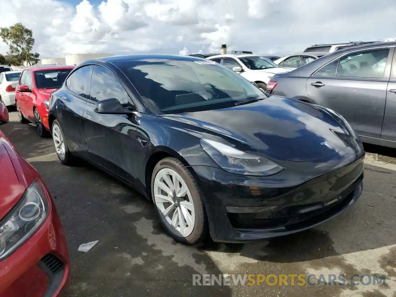 4 Photograph of a damaged car 5YJ3E1EA6PF490431 TESLA MODEL 3 2023