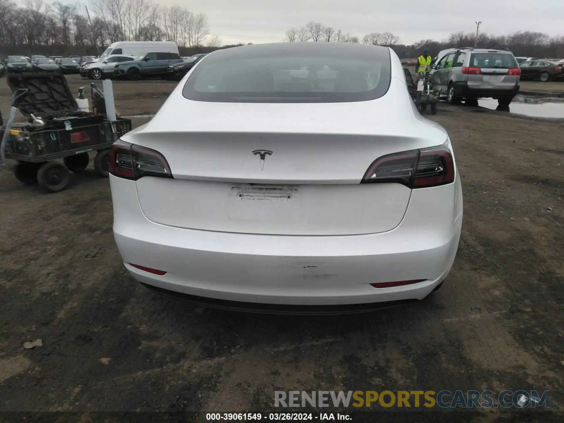 16 Photograph of a damaged car 5YJ3E1EA6PF509348 TESLA MODEL 3 2023