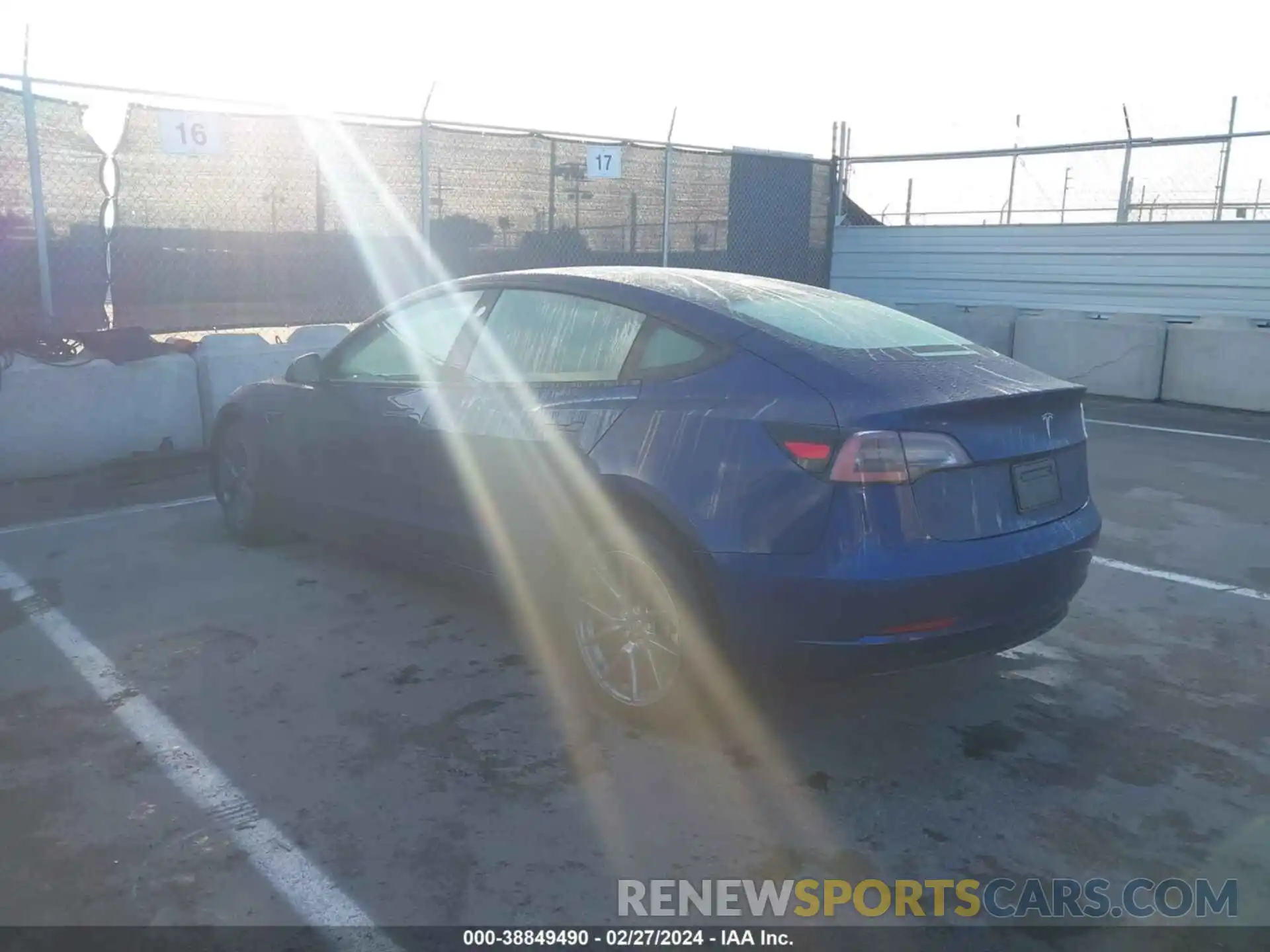 3 Photograph of a damaged car 5YJ3E1EA6PF557271 TESLA MODEL 3 2023