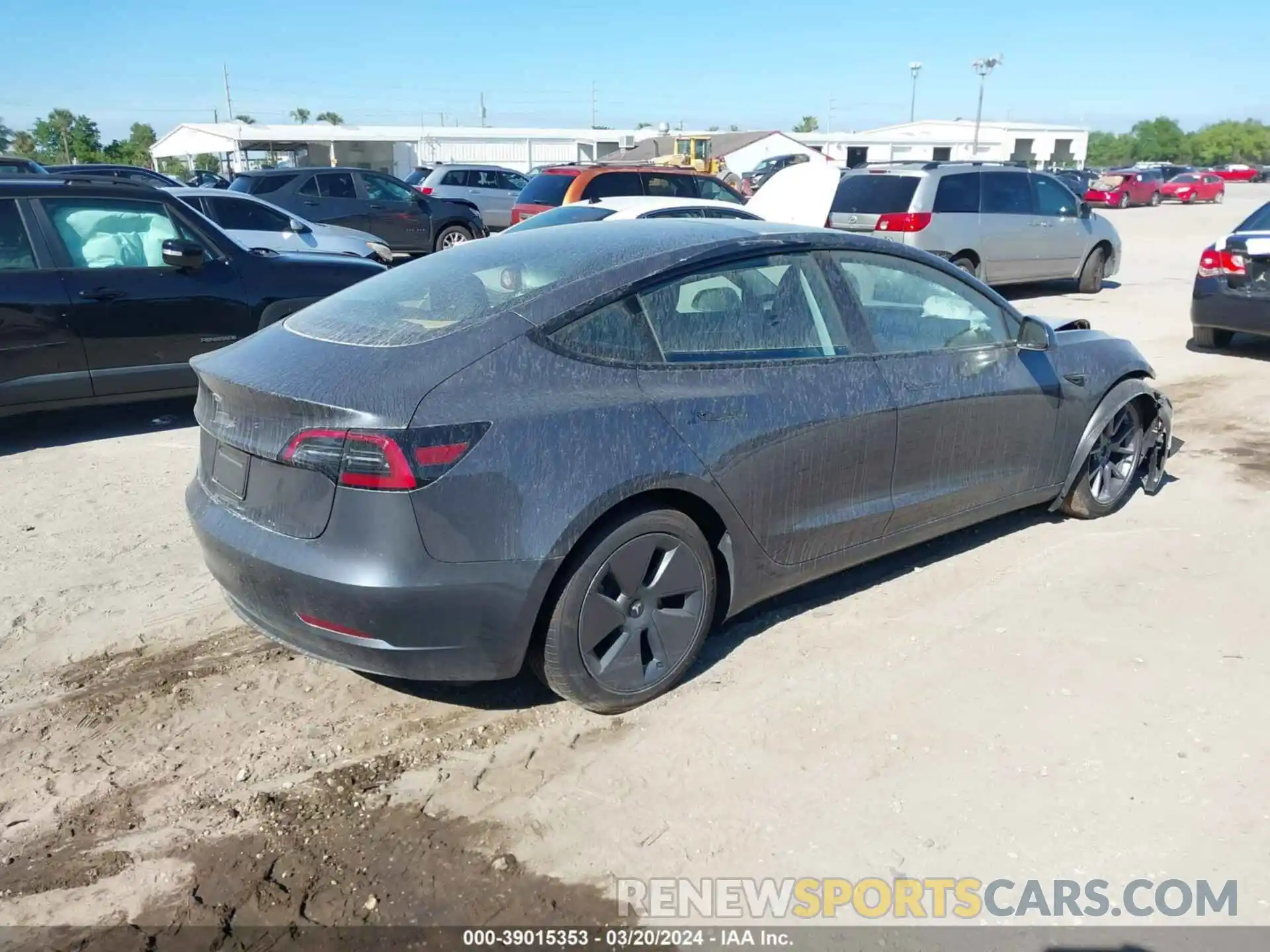 4 Фотография поврежденного автомобиля 5YJ3E1EA6PF648704 TESLA MODEL 3 2023