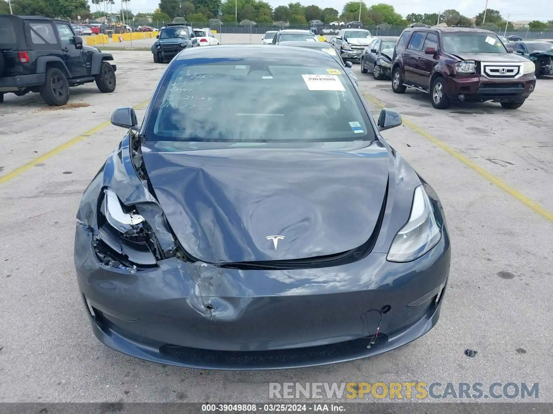 11 Photograph of a damaged car 5YJ3E1EA6PF692752 TESLA MODEL 3 2023