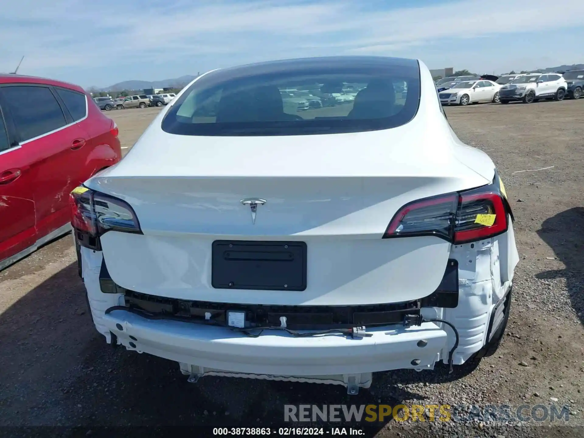 16 Photograph of a damaged car 5YJ3E1EA7PF564195 TESLA MODEL 3 2023