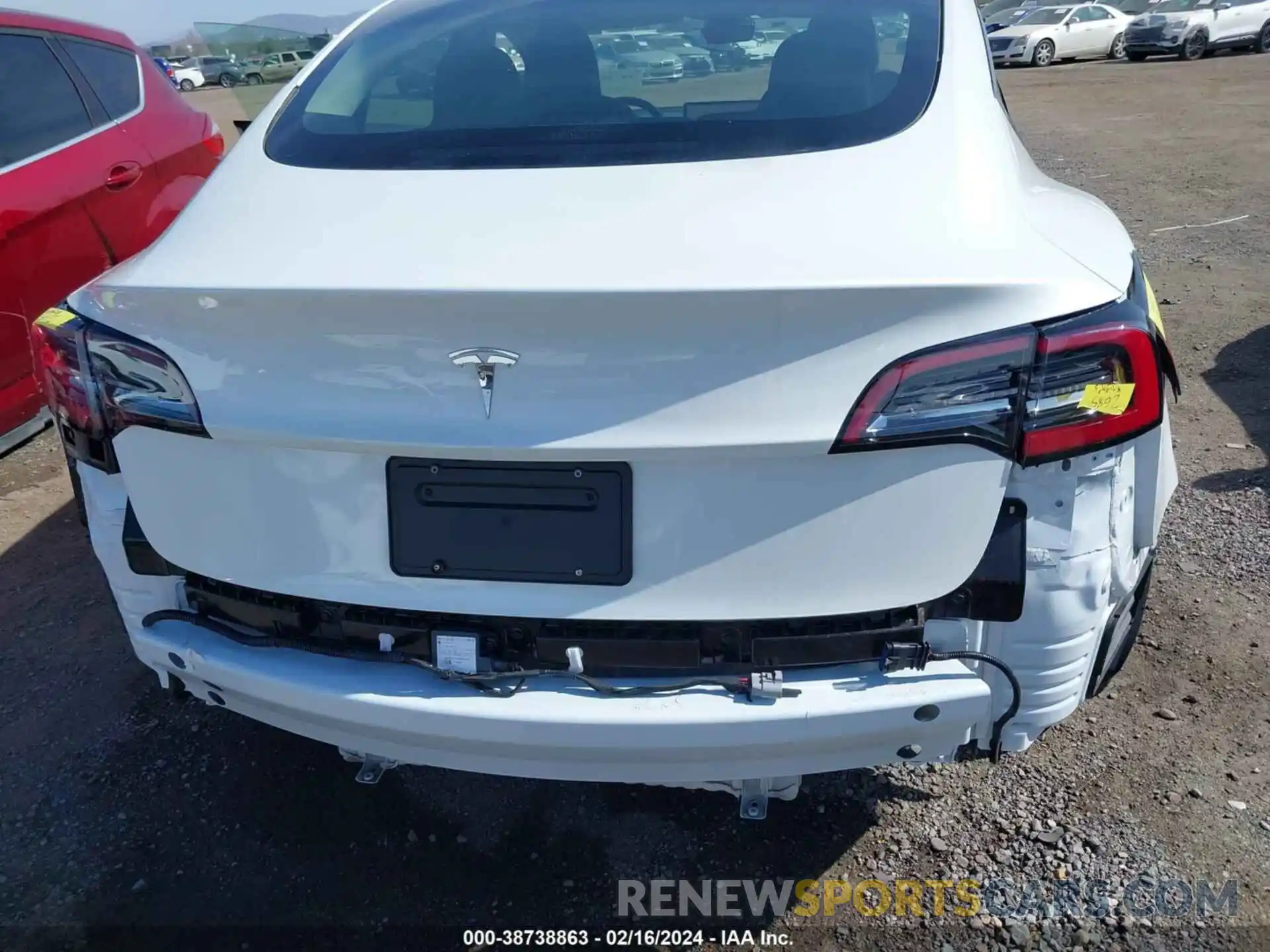 6 Photograph of a damaged car 5YJ3E1EA7PF564195 TESLA MODEL 3 2023