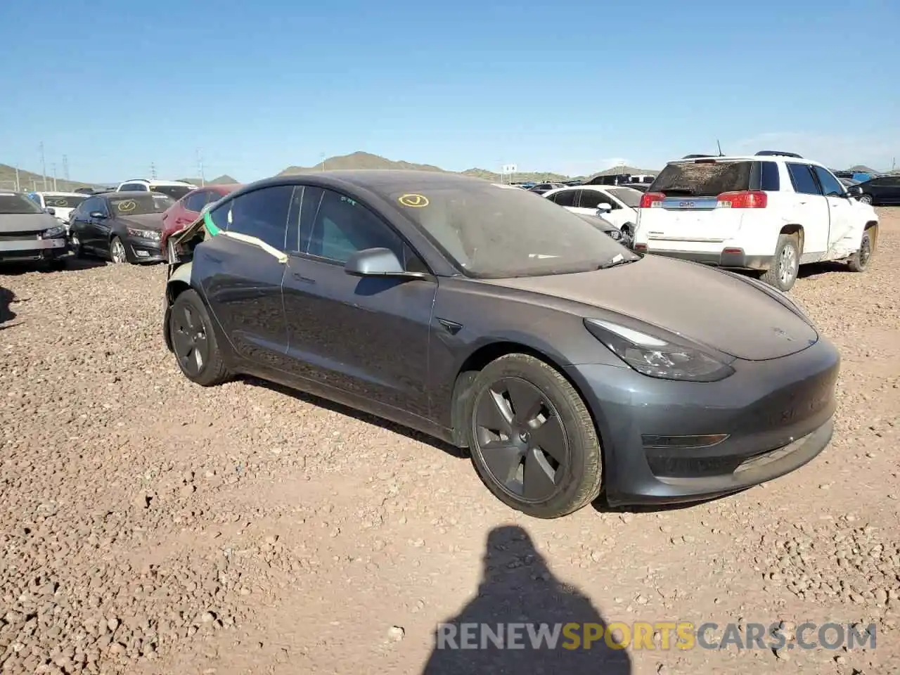 4 Photograph of a damaged car 5YJ3E1EA8PF384062 TESLA MODEL 3 2023