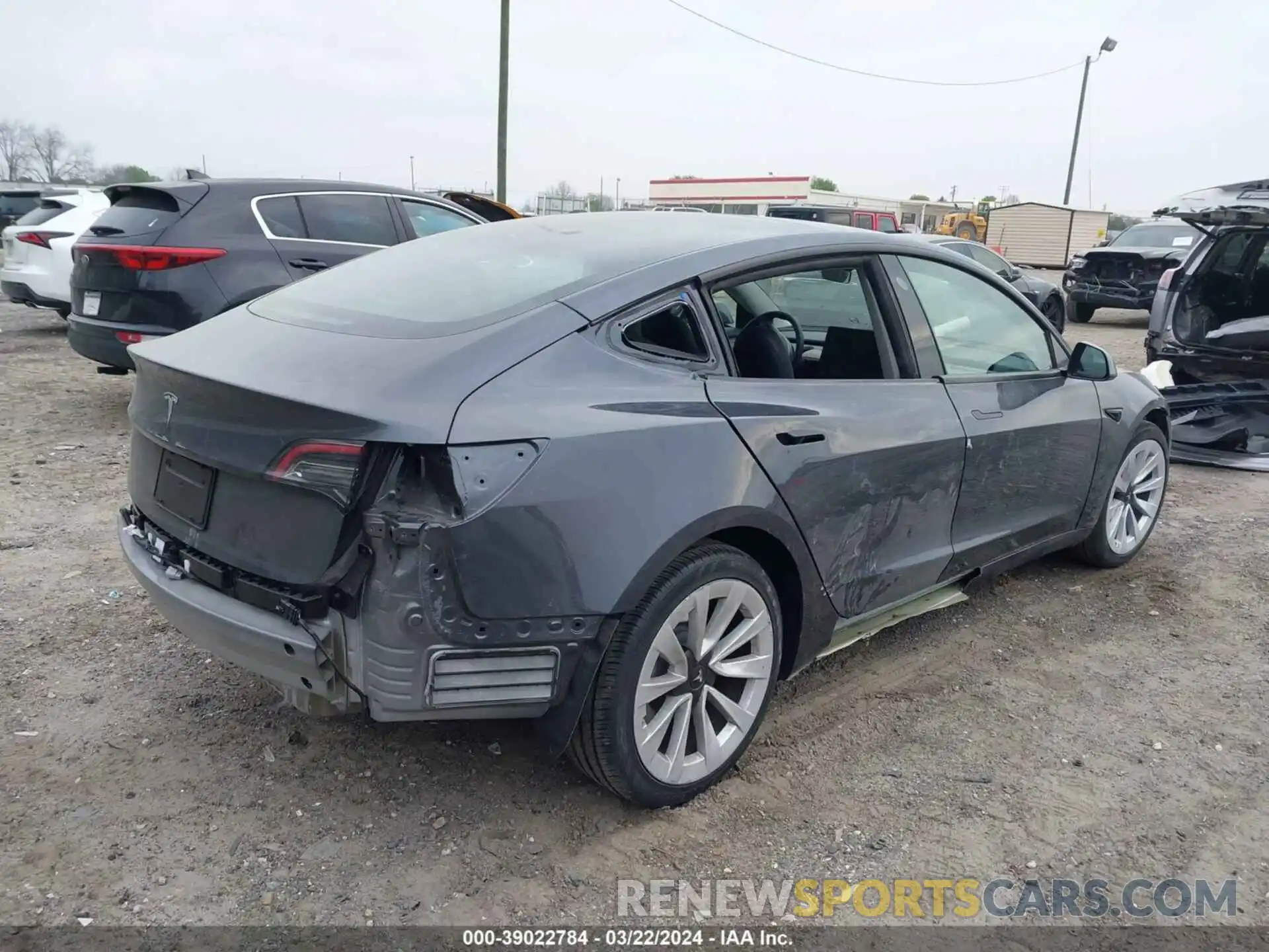 4 Фотография поврежденного автомобиля 5YJ3E1EA8PF626882 TESLA MODEL 3 2023