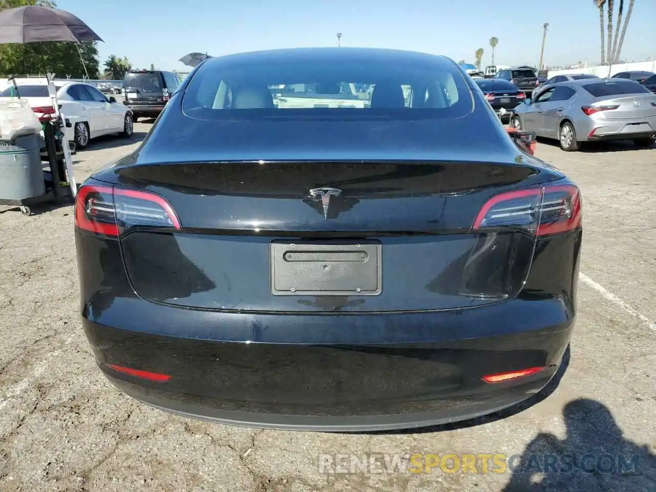 6 Photograph of a damaged car 5YJ3E1EA8PF669800 TESLA MODEL 3 2023