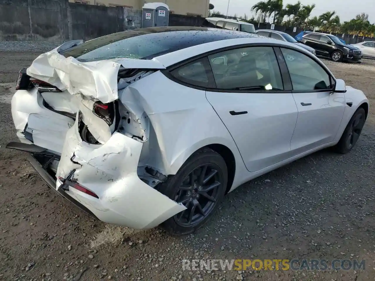 3 Photograph of a damaged car 5YJ3E1EA8PF681512 TESLA MODEL 3 2023