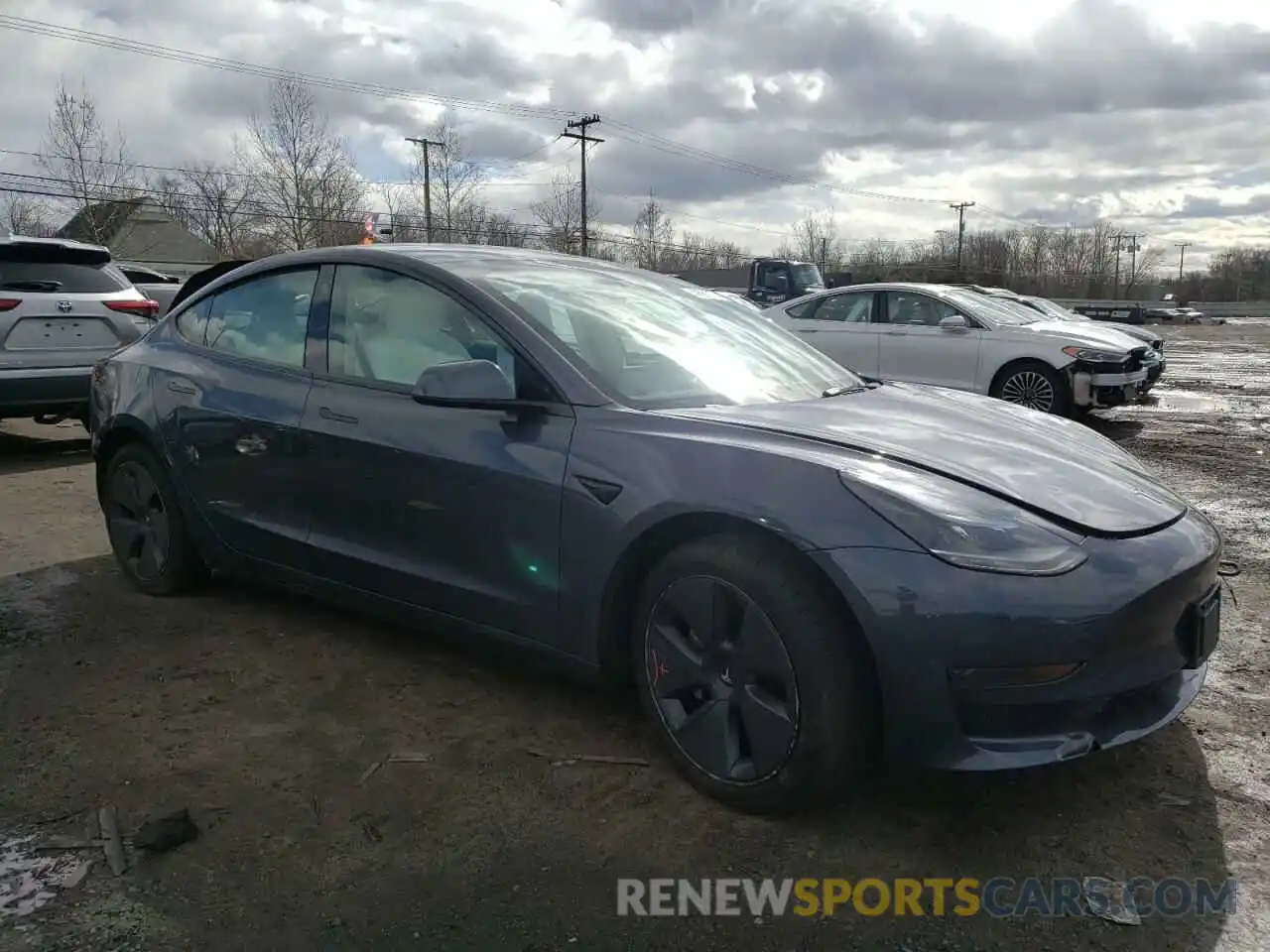 4 Фотография поврежденного автомобиля 5YJ3E1EA9PF461537 TESLA MODEL 3 2023