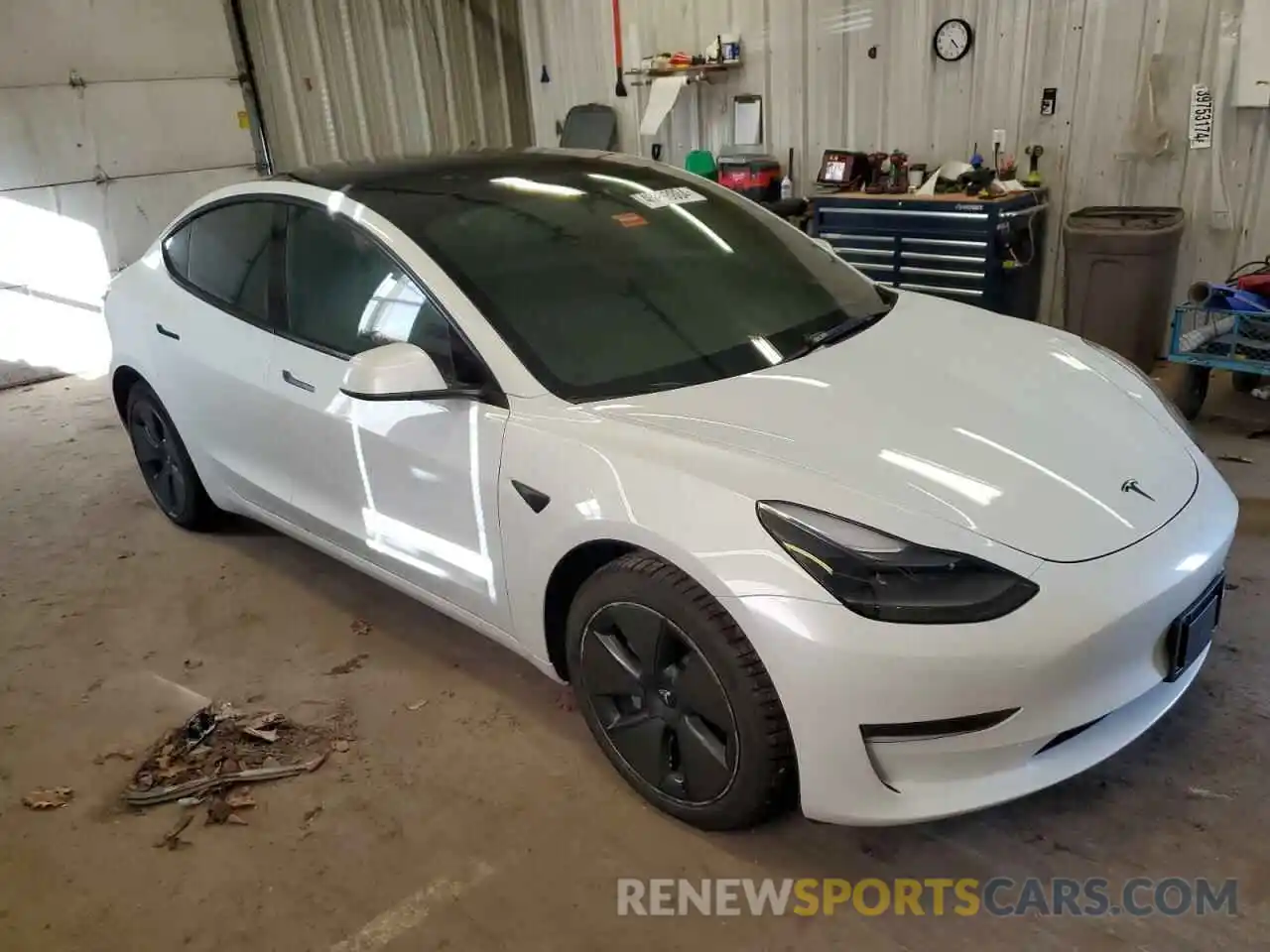 4 Фотография поврежденного автомобиля 5YJ3E1EA9PF467595 TESLA MODEL 3 2023