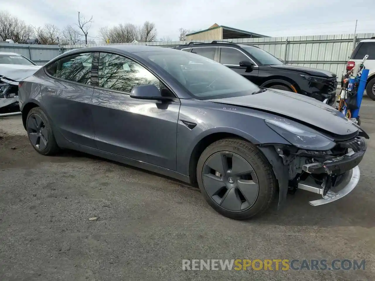 4 Фотография поврежденного автомобиля 5YJ3E1EA9PF512003 TESLA MODEL 3 2023