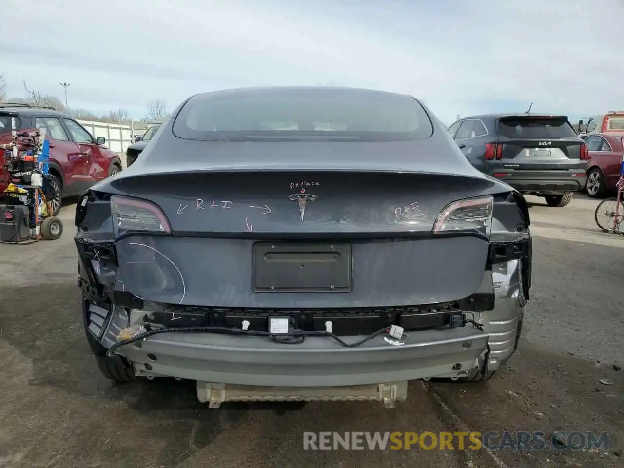 6 Photograph of a damaged car 5YJ3E1EA9PF512003 TESLA MODEL 3 2023