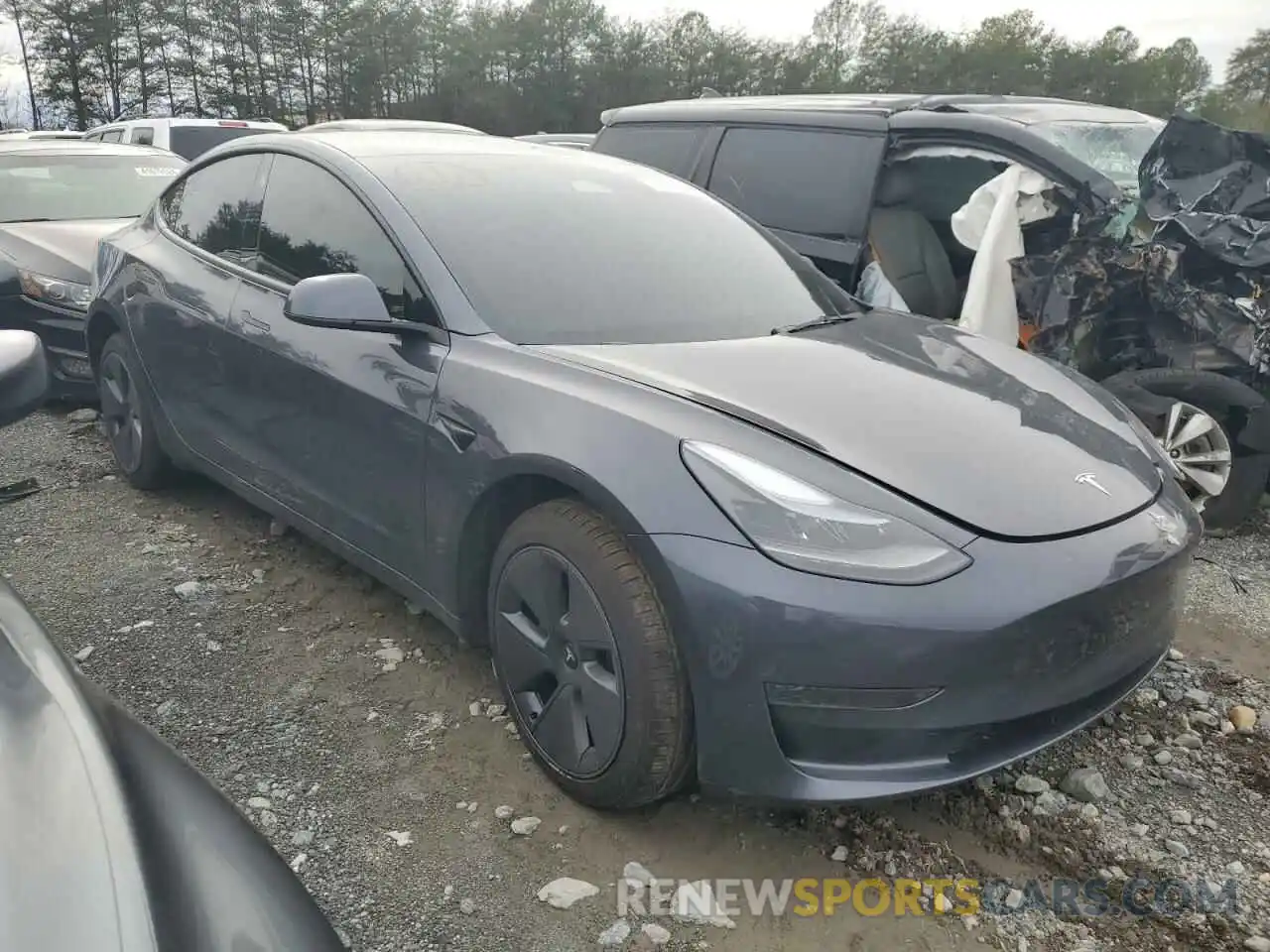 4 Фотография поврежденного автомобиля 5YJ3E1EA9PF668171 TESLA MODEL 3 2023