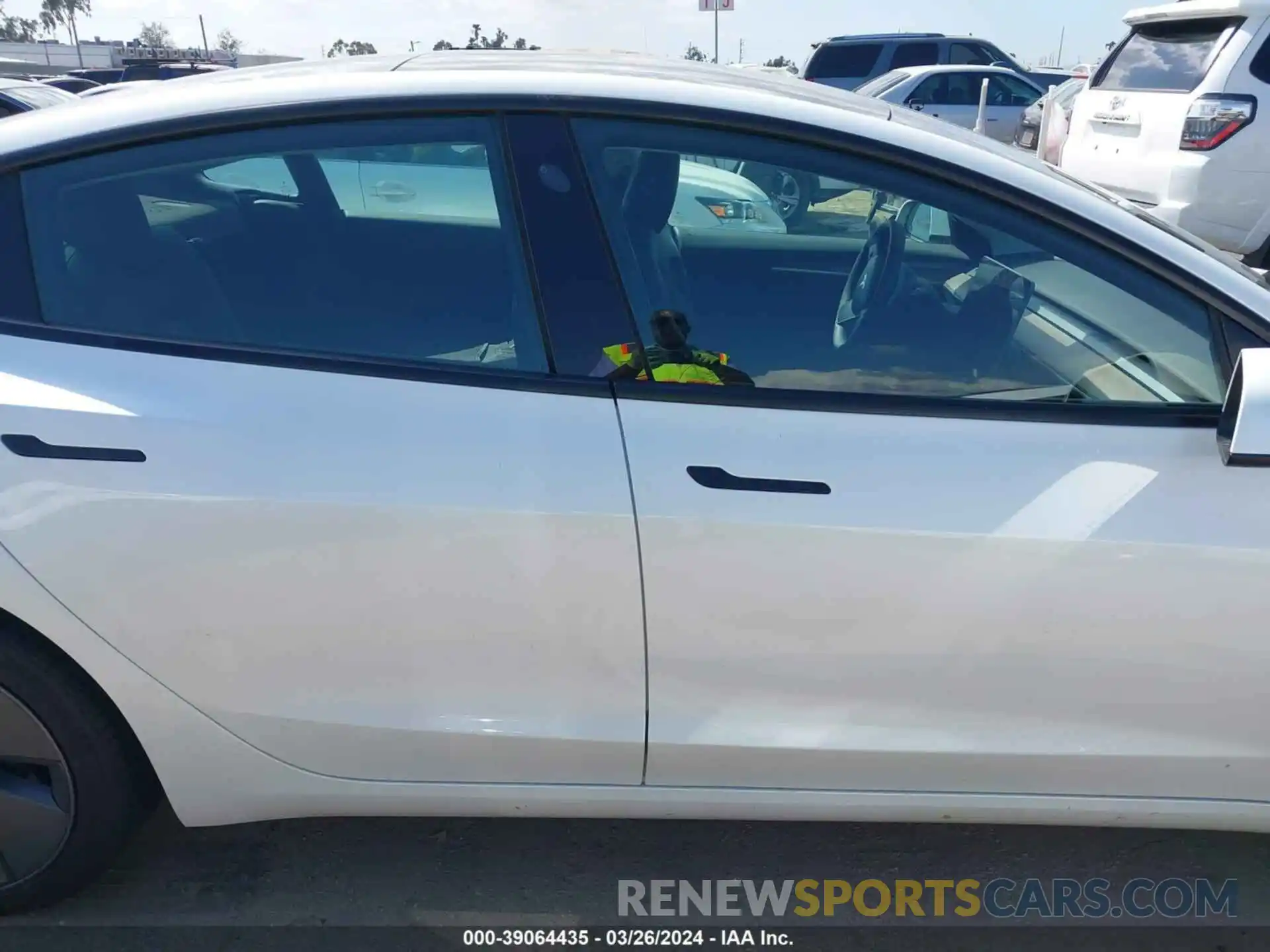 14 Photograph of a damaged car 5YJ3E1EAXPF559363 TESLA MODEL 3 2023