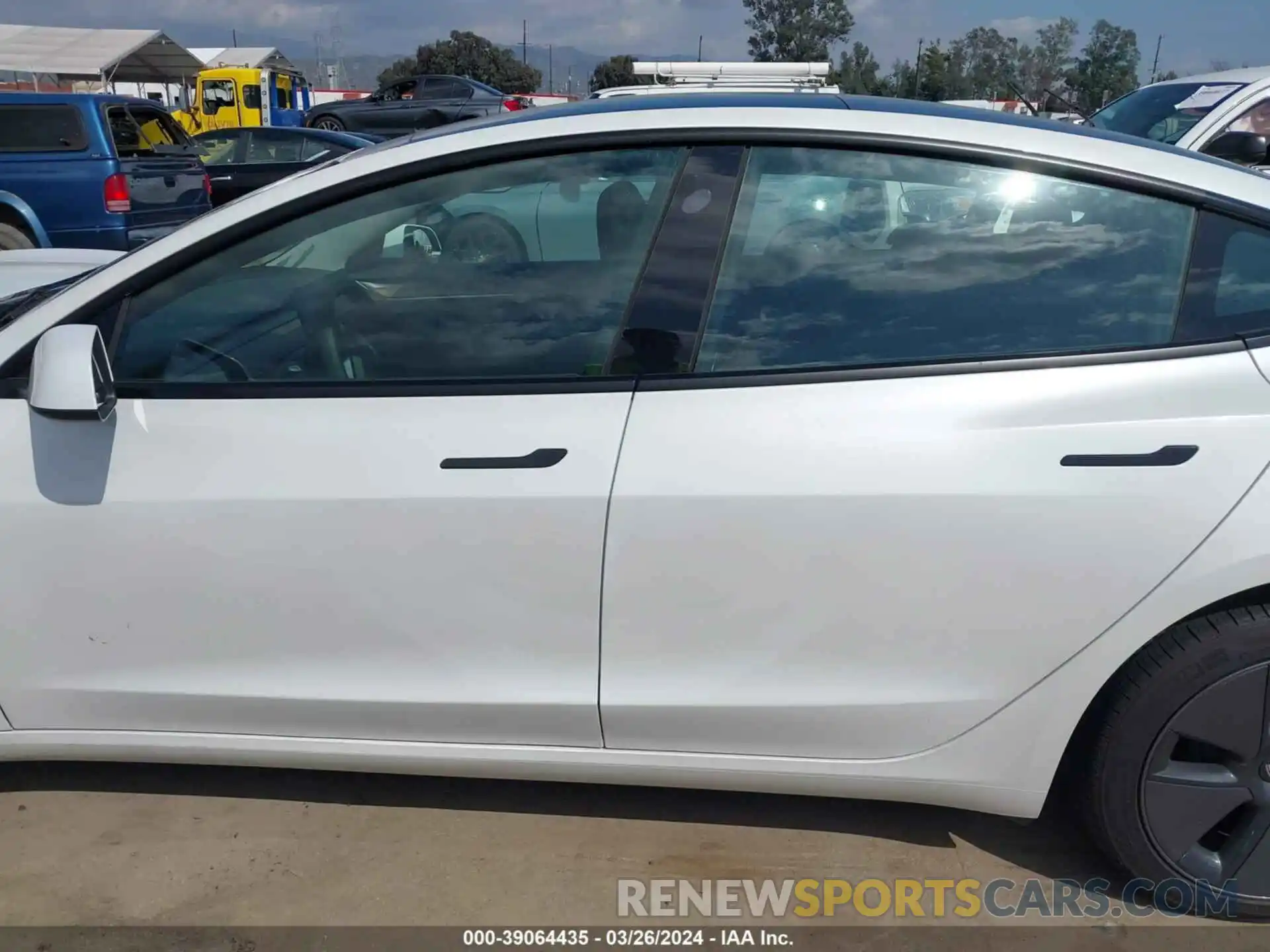 15 Photograph of a damaged car 5YJ3E1EAXPF559363 TESLA MODEL 3 2023