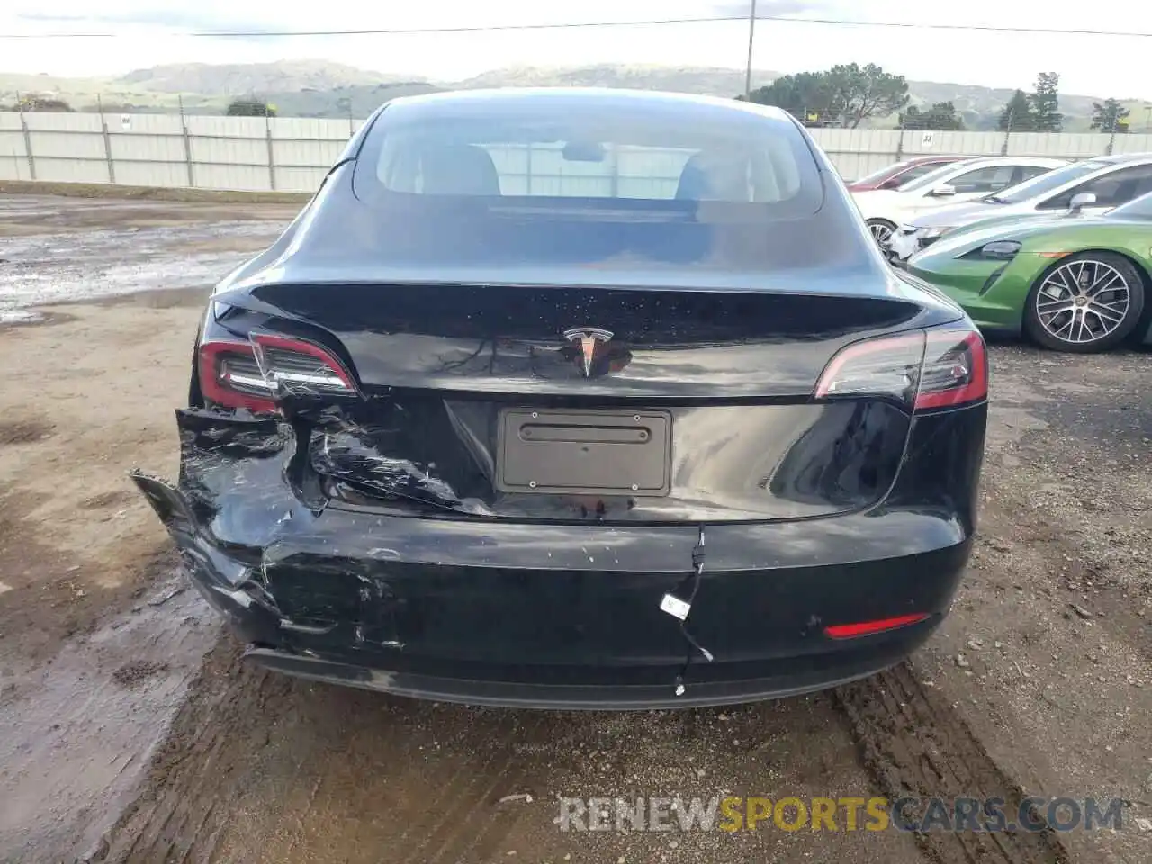 6 Photograph of a damaged car 5YJ3E1EAXPF647457 TESLA MODEL 3 2023