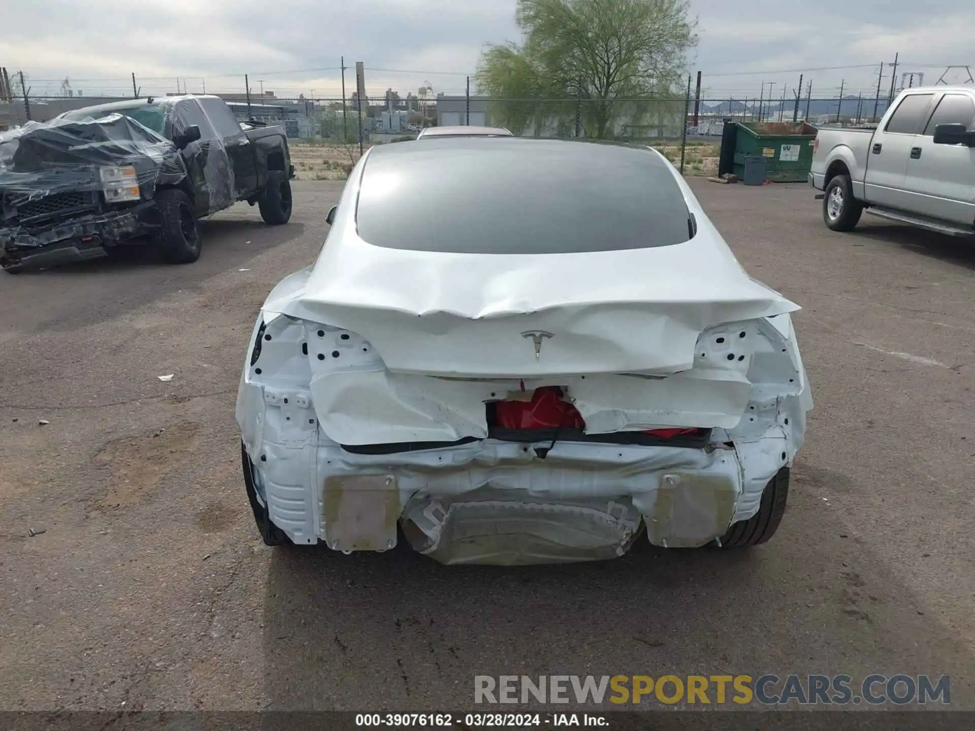 17 Photograph of a damaged car 5YJ3E1EAXPF684685 TESLA MODEL 3 2023