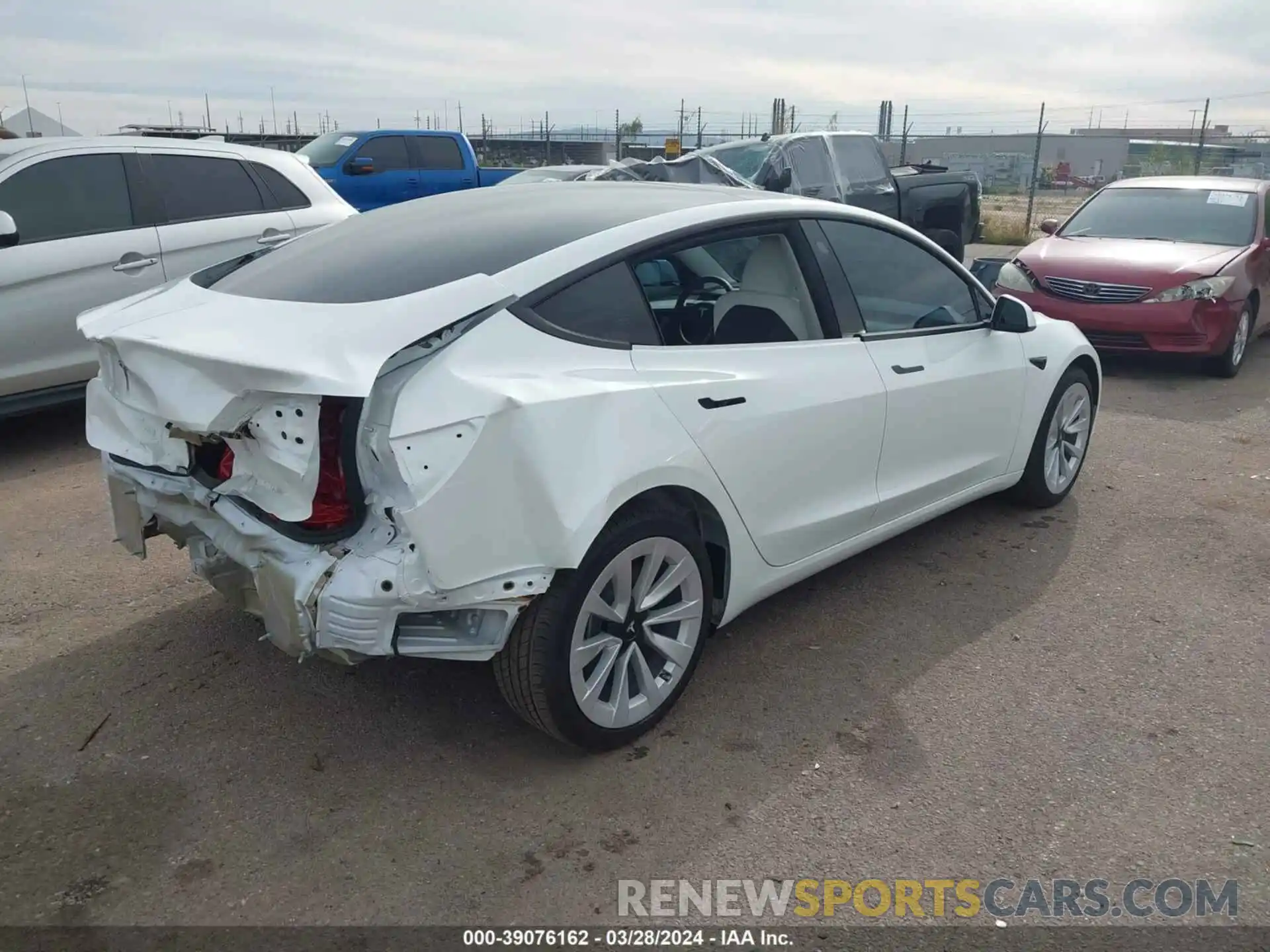 4 Photograph of a damaged car 5YJ3E1EAXPF684685 TESLA MODEL 3 2023