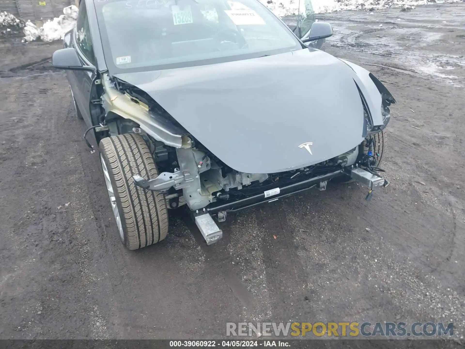 6 Photograph of a damaged car 5YJ3E1EB4PF630064 TESLA MODEL 3 2023