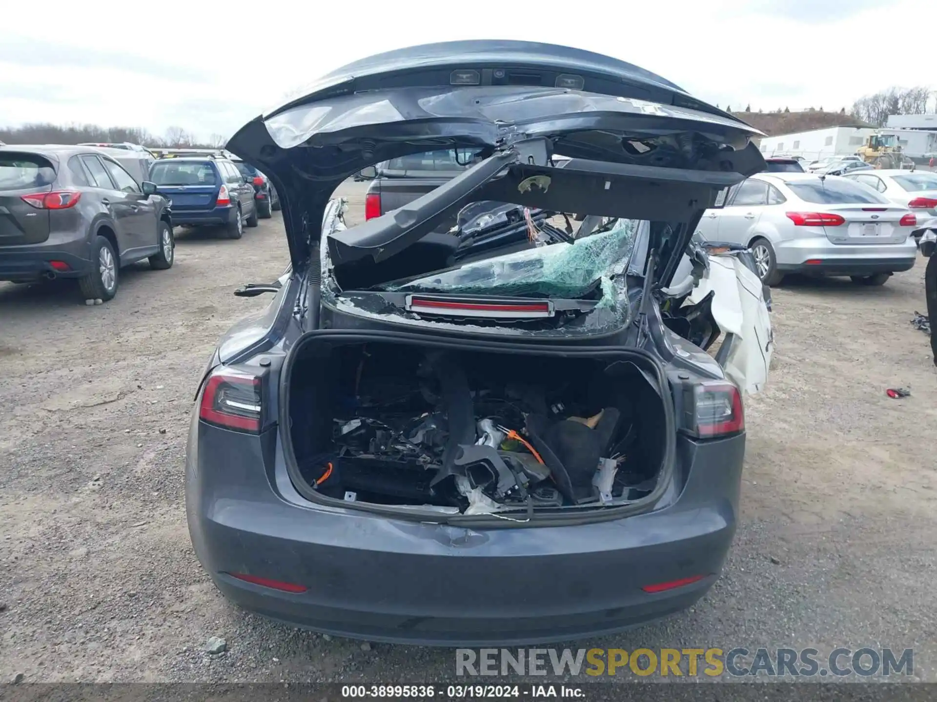 10 Photograph of a damaged car 5YJ3E1EB5PF470695 TESLA MODEL 3 2023