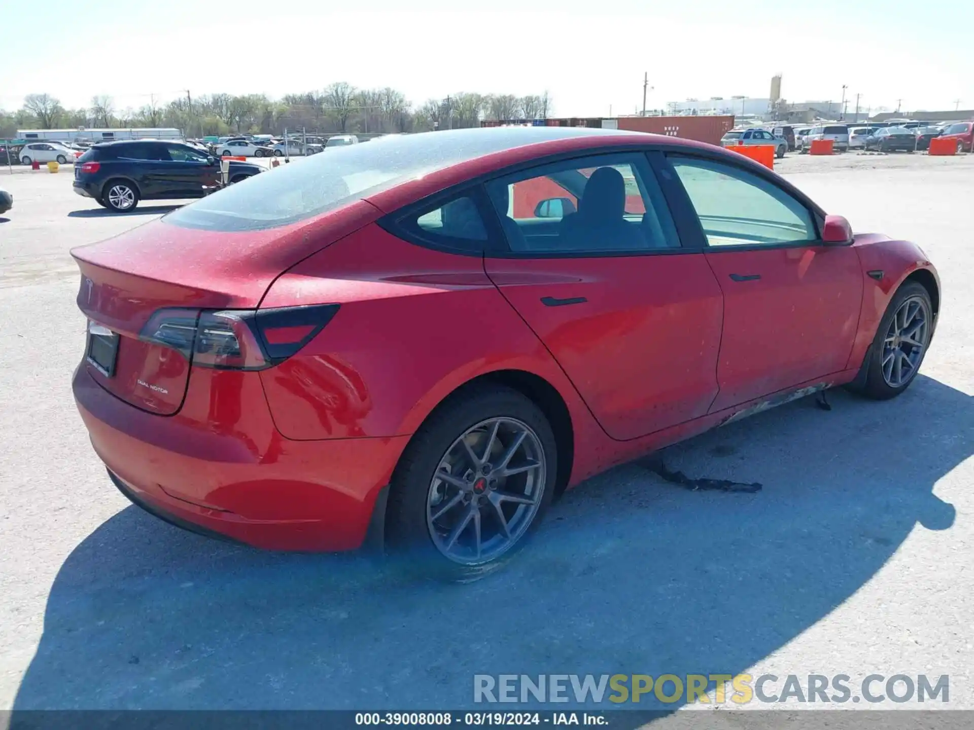 4 Photograph of a damaged car 5YJ3E1EB7PF636439 TESLA MODEL 3 2023