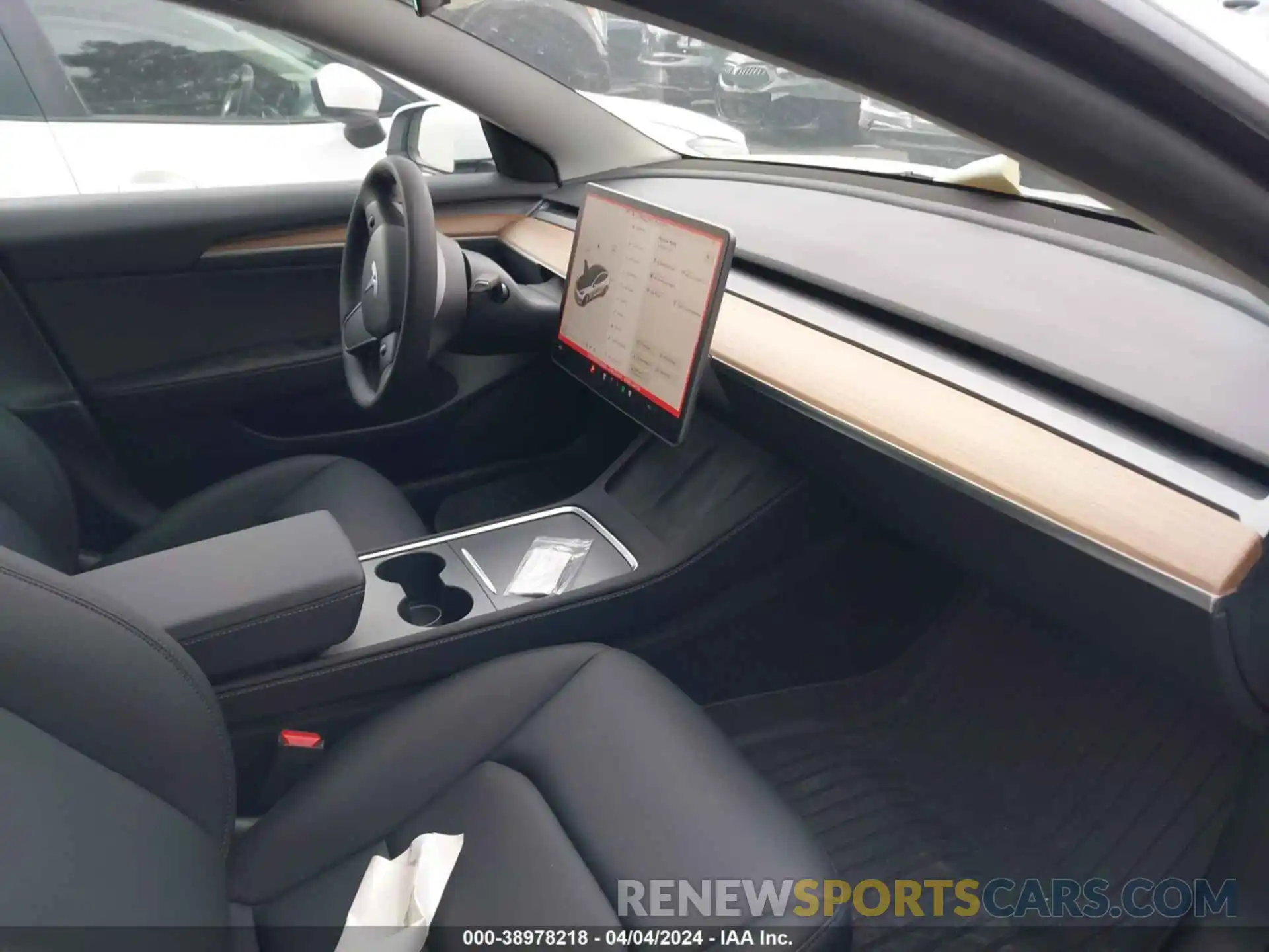 5 Photograph of a damaged car 5YJ3E1EB8PF706613 TESLA MODEL 3 2023