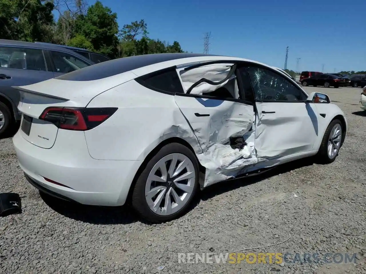 3 Photograph of a damaged car 5YJ3E1EBXPF631462 TESLA MODEL 3 2023